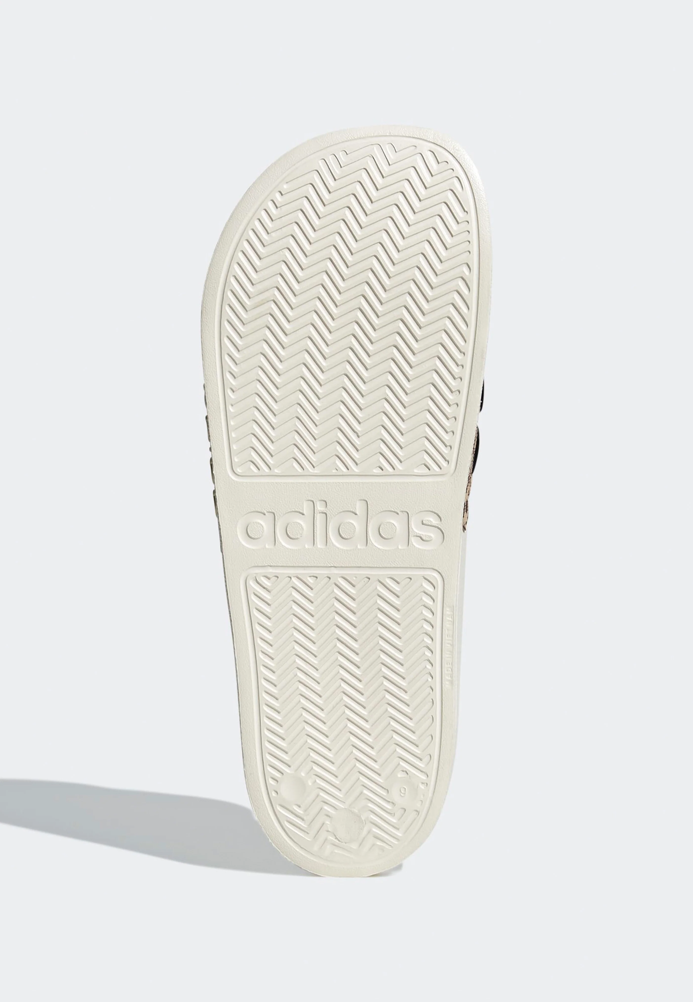 Adilette Shower Owhite/Cblack/Magbei - Girl Slides - Image 6