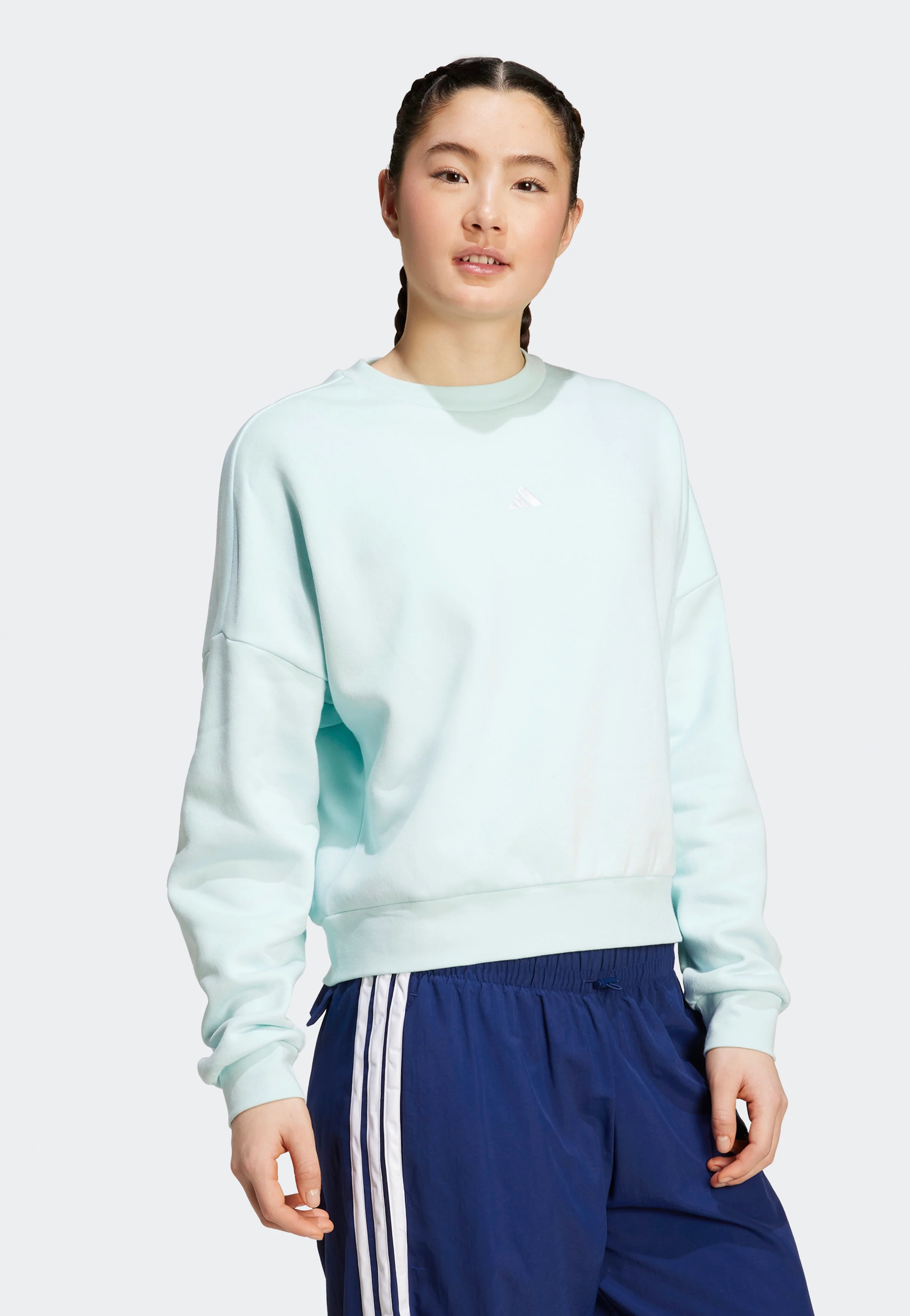 Essentials Small Logo Feelcozy Halmin/White - Sweater - Image 6