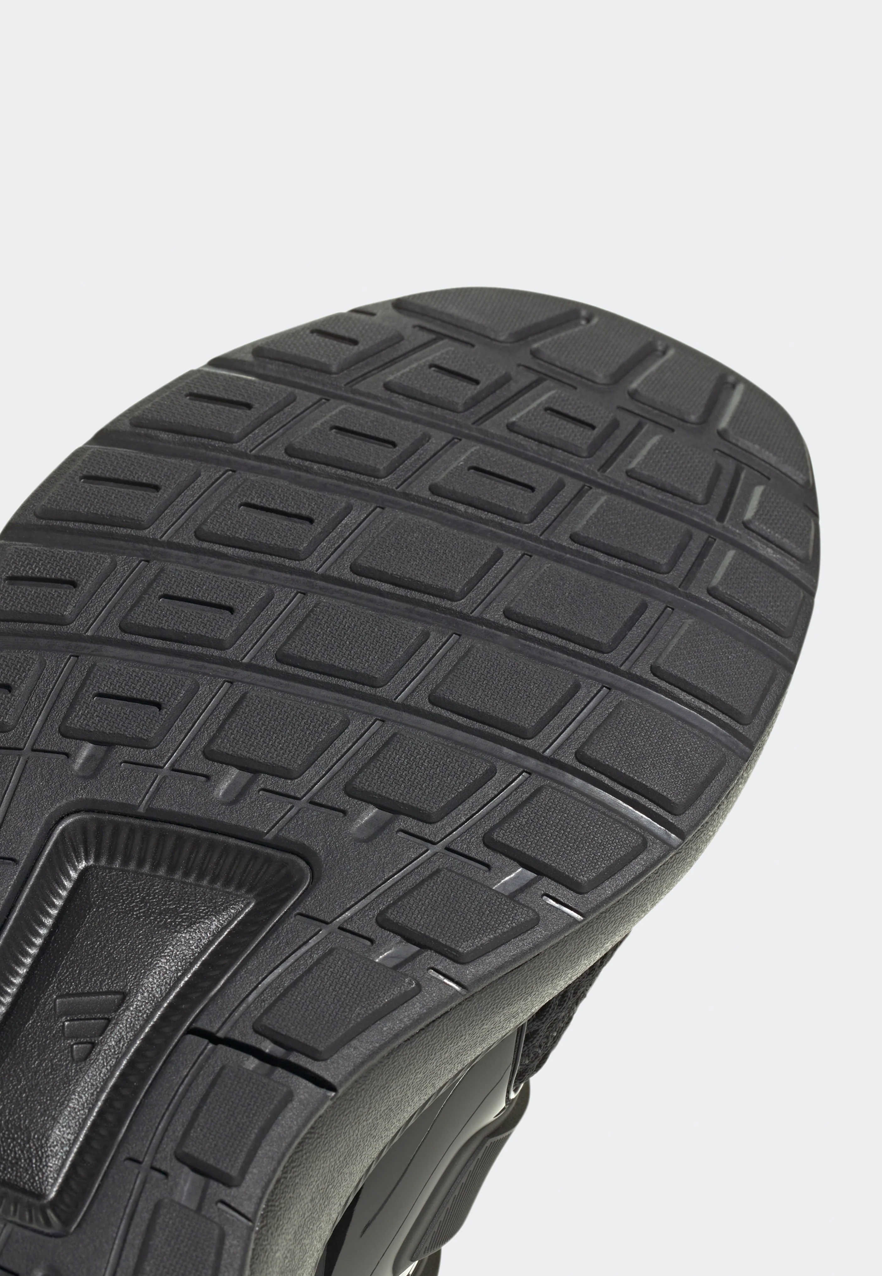 Ultimashow 2.0 Cblack/Carbon/Cblack - Shoes - Image 8