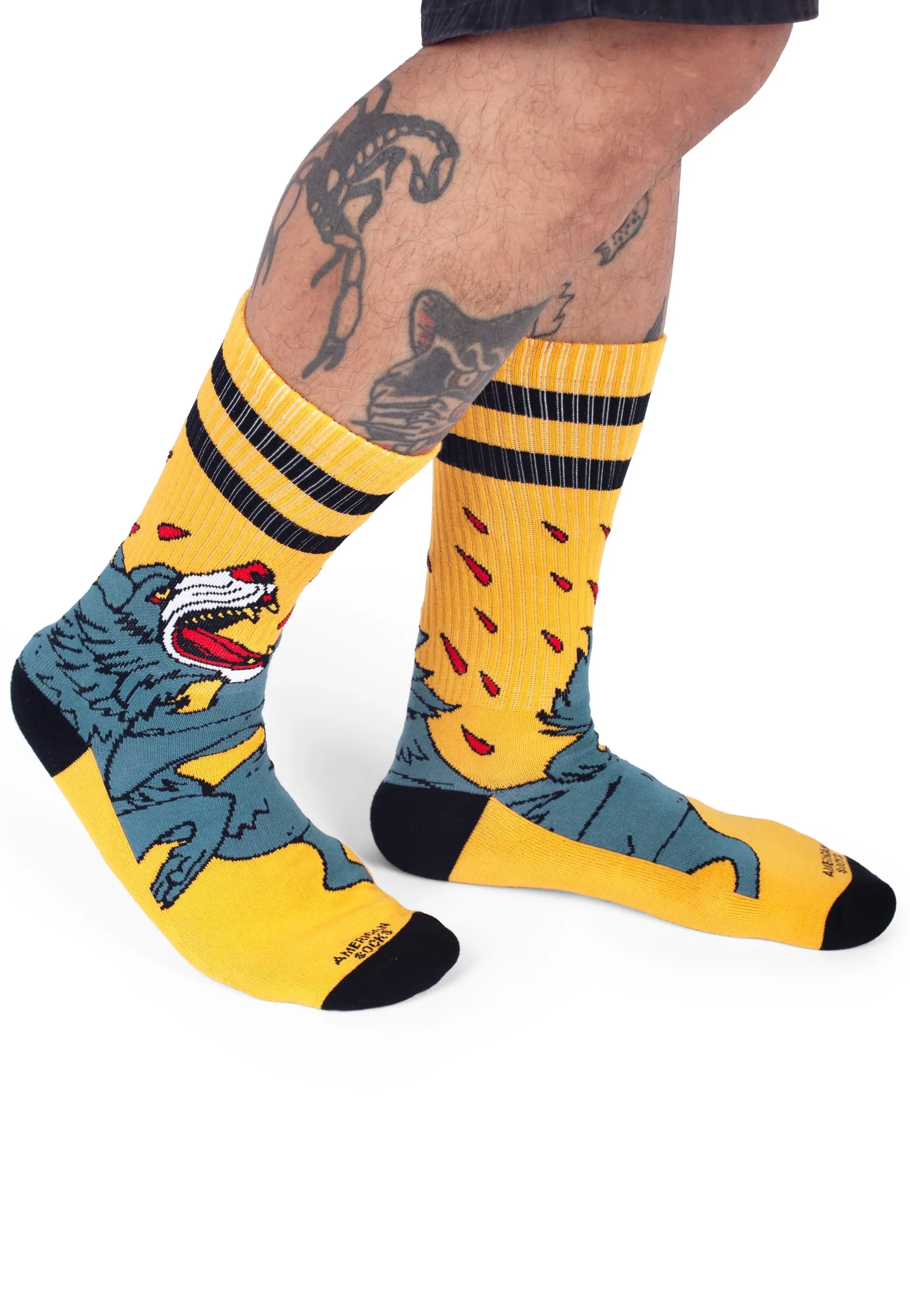 Wolfpack Mid High Yellow - Socks - Image 4