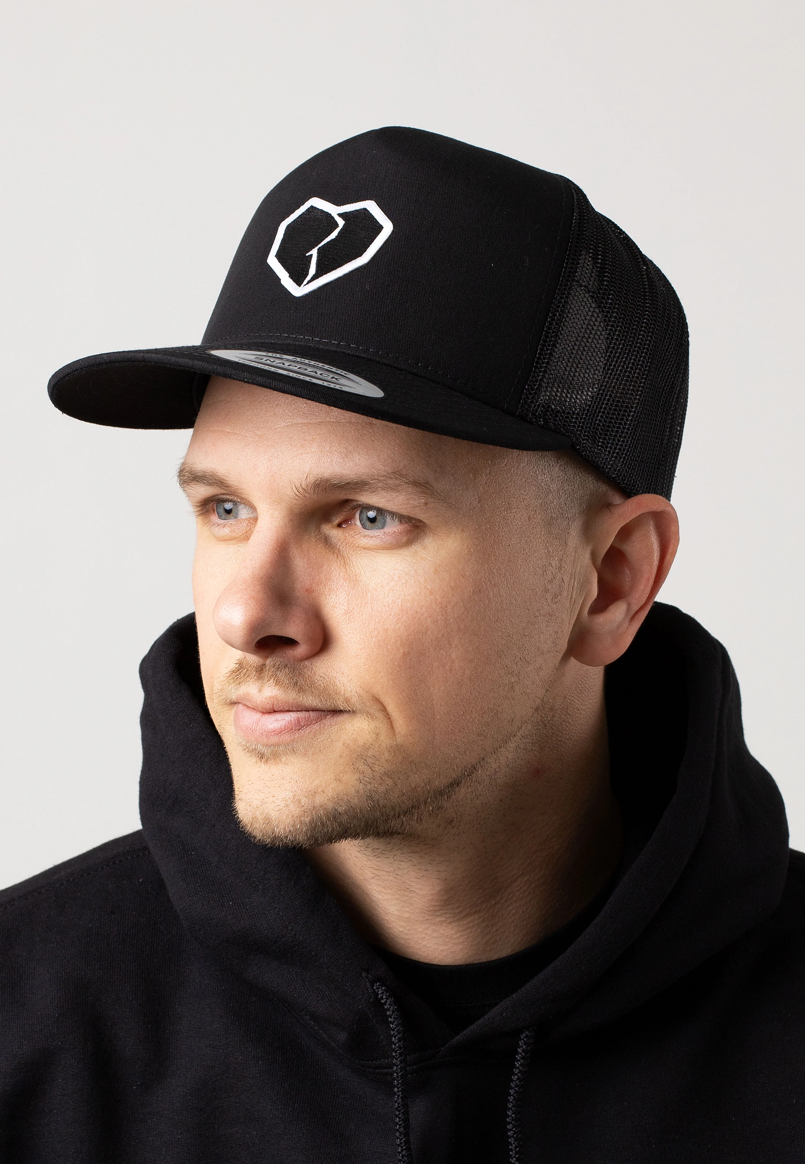 Broken Heart Trucker Black - Cap - Image 6