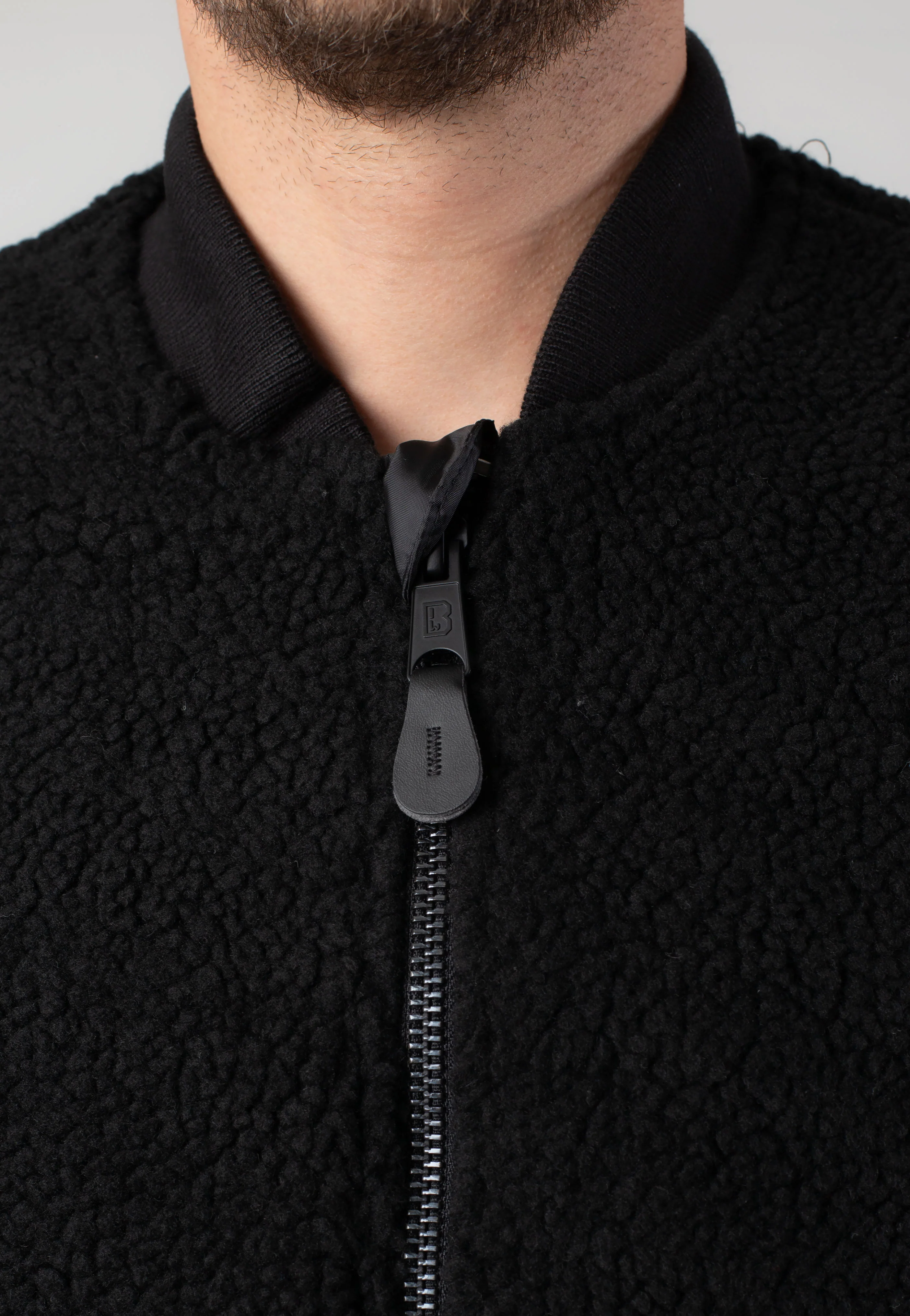 MA1 Sherpa Black - Jacket - Image 3