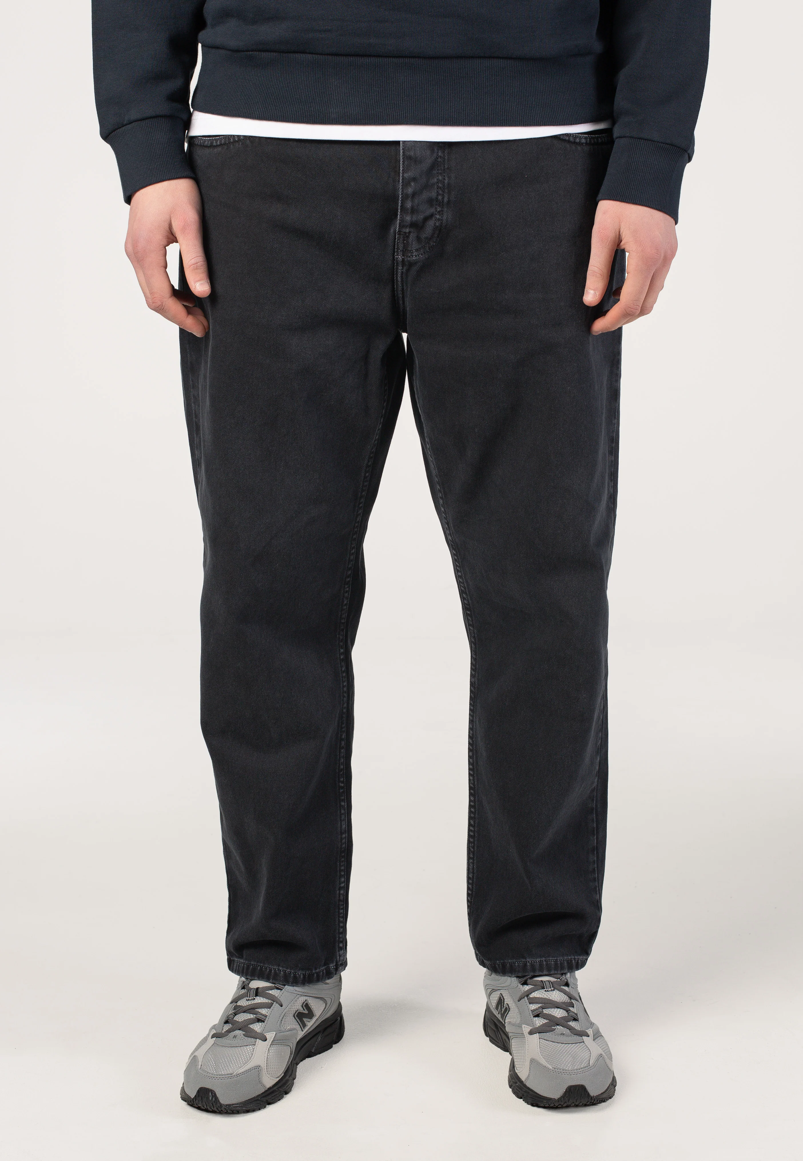 Newel Stone Dyed Black - Jeans