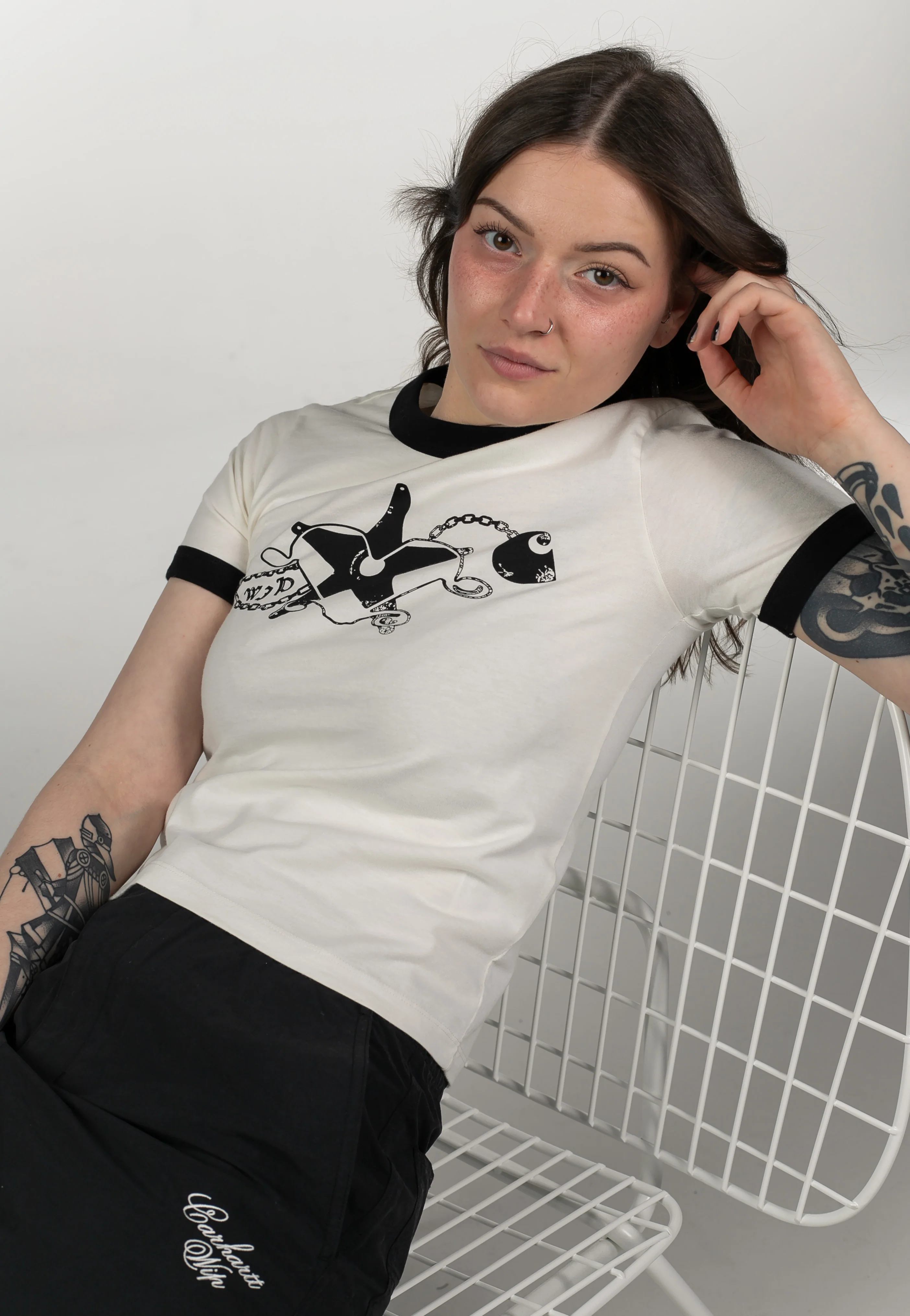 W' Outlaw Star Ringer Heavy Stone Wash Wax/Black - T-Shirt - Image 2