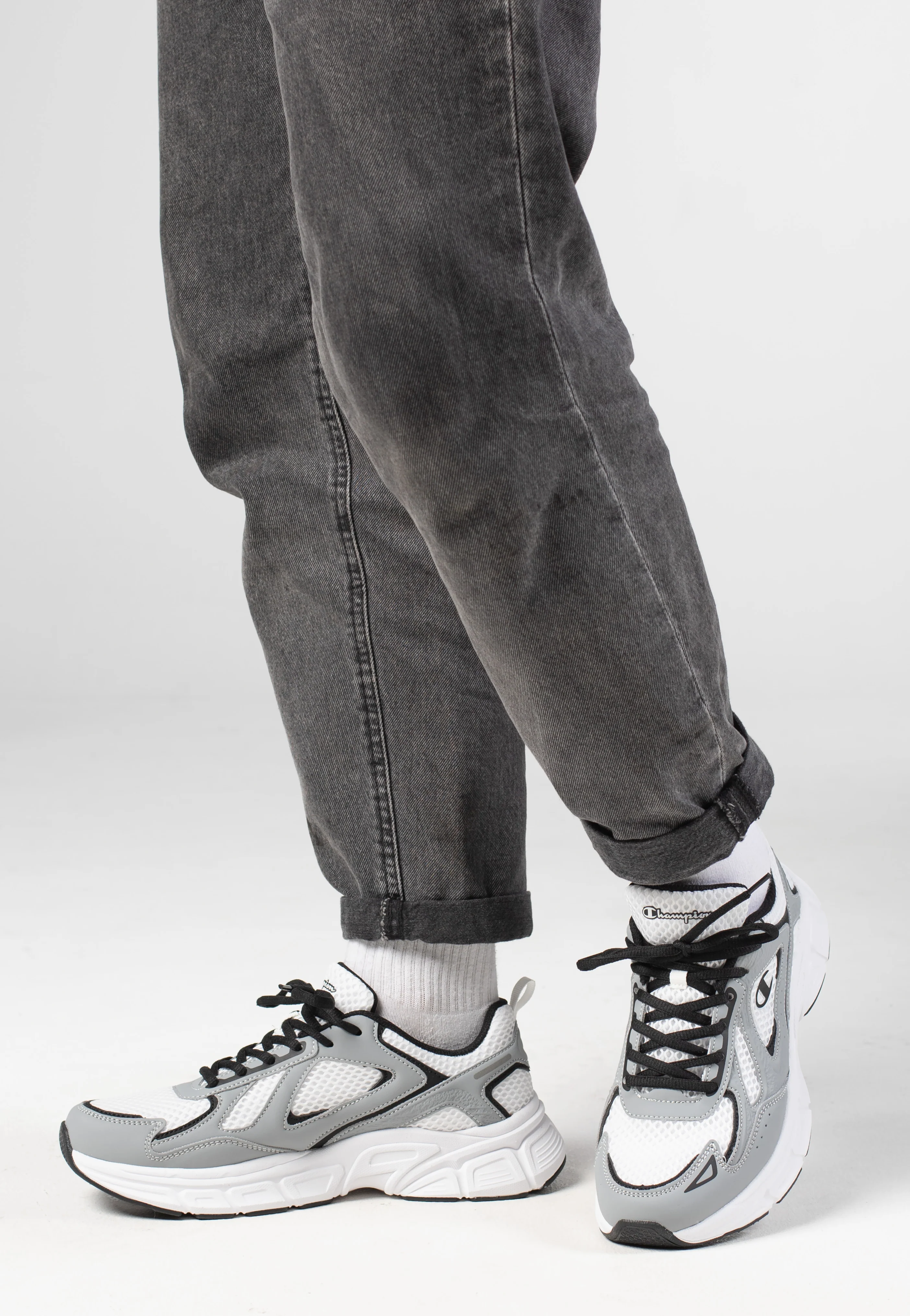 RT25 Mesh Low Cut WHT/GREY/NBK - Shoes - Image 2