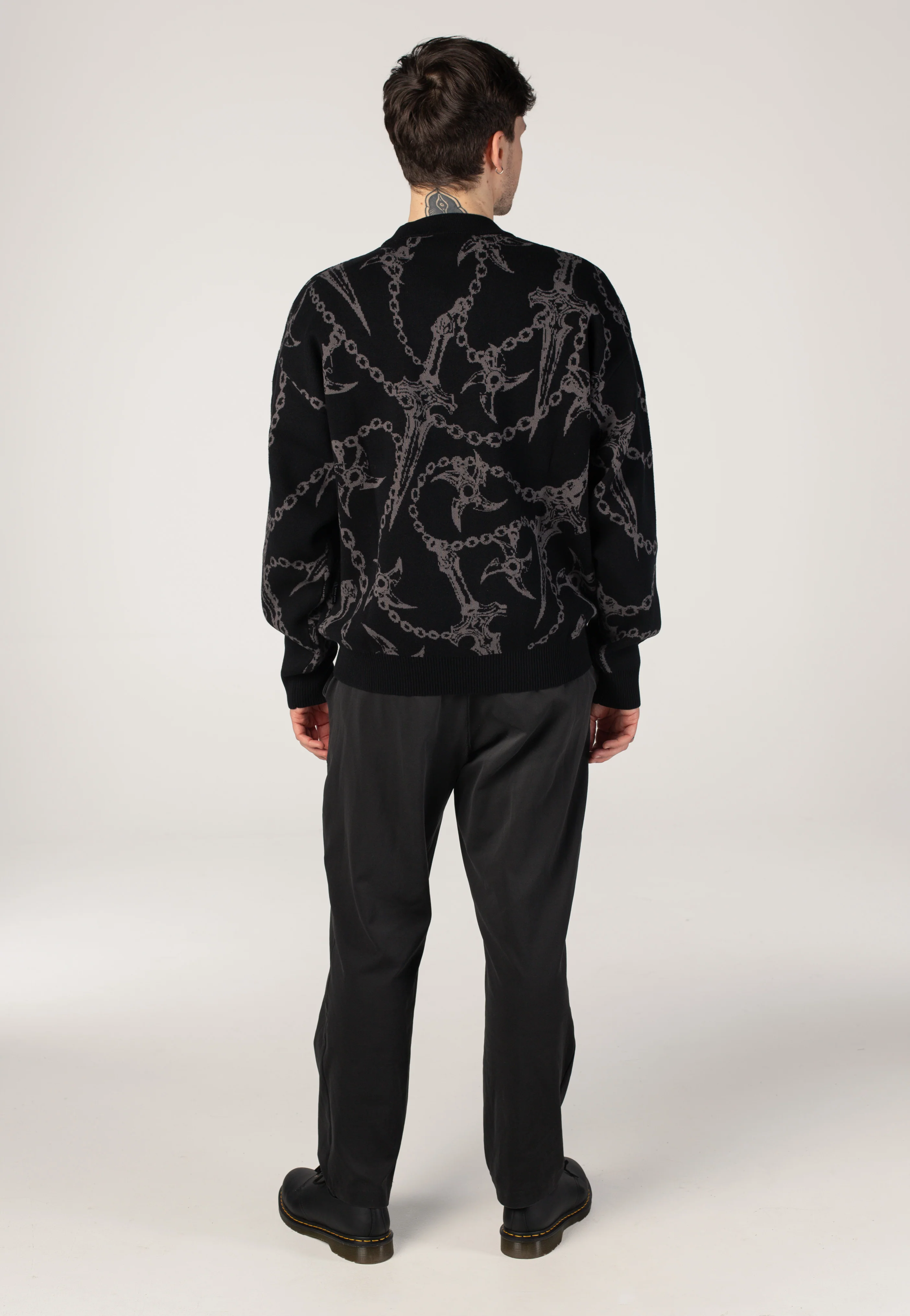 Dagger Black - Pullover - Image 11