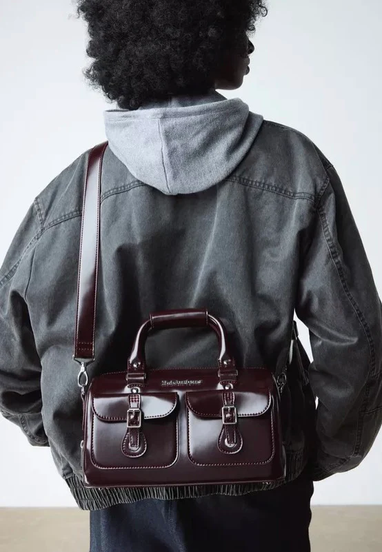 Top Handle Cherry Red Oxford Rub Off - Bag - Image 9