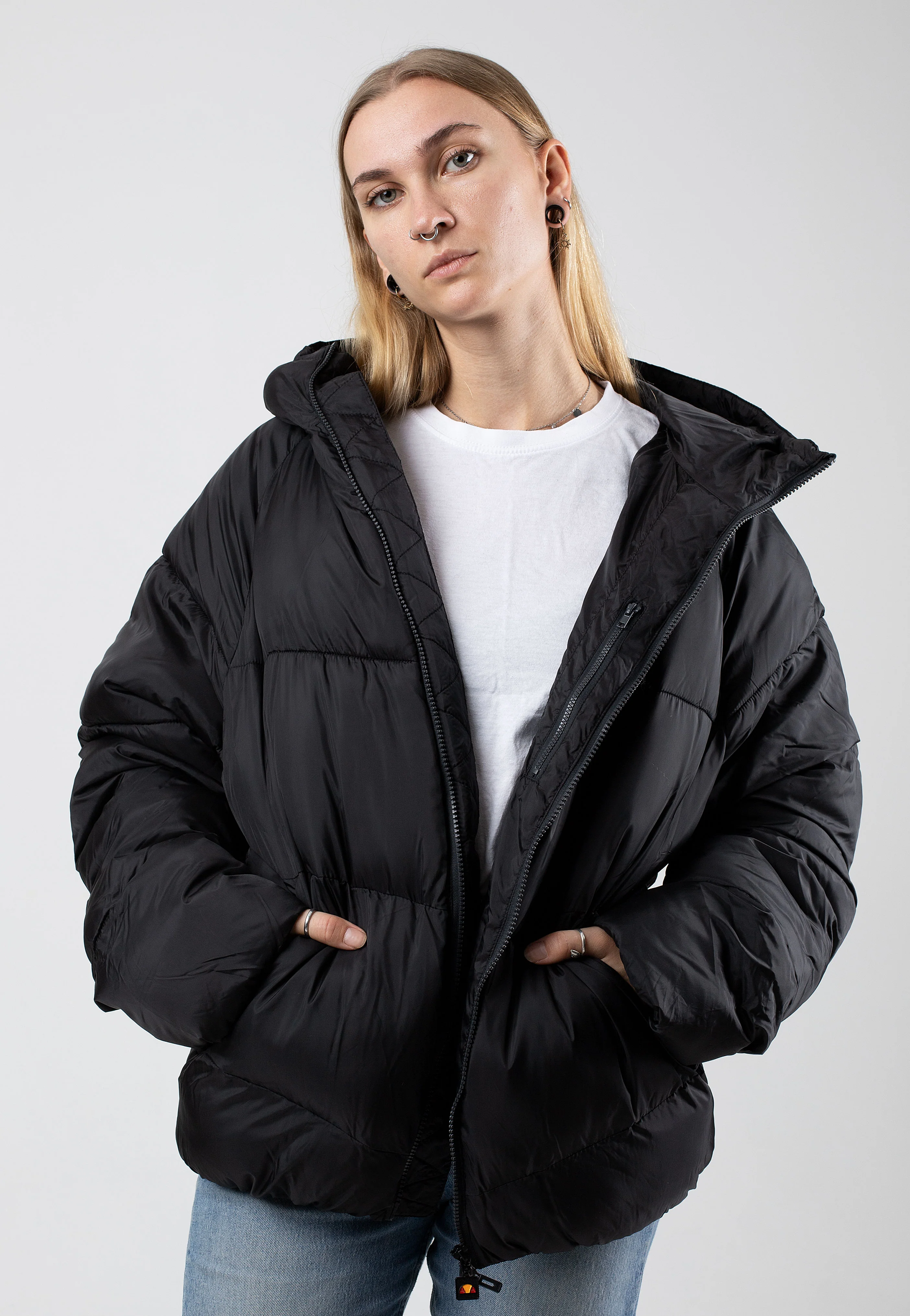 Feira Padded Black - Jacket - Image 2
