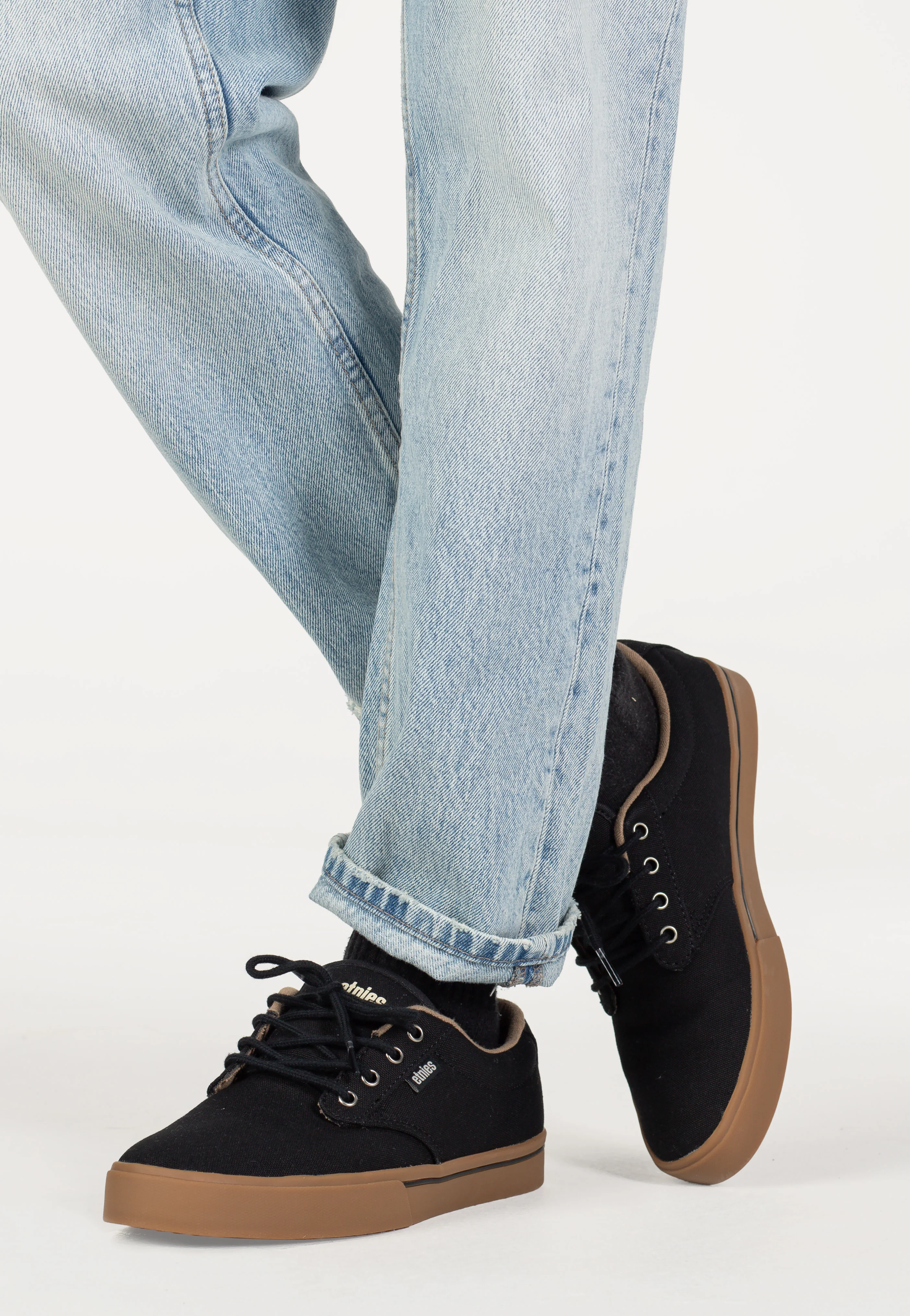 Jameson 2 Eco Black/Silver/Gum - Shoes - Image 4