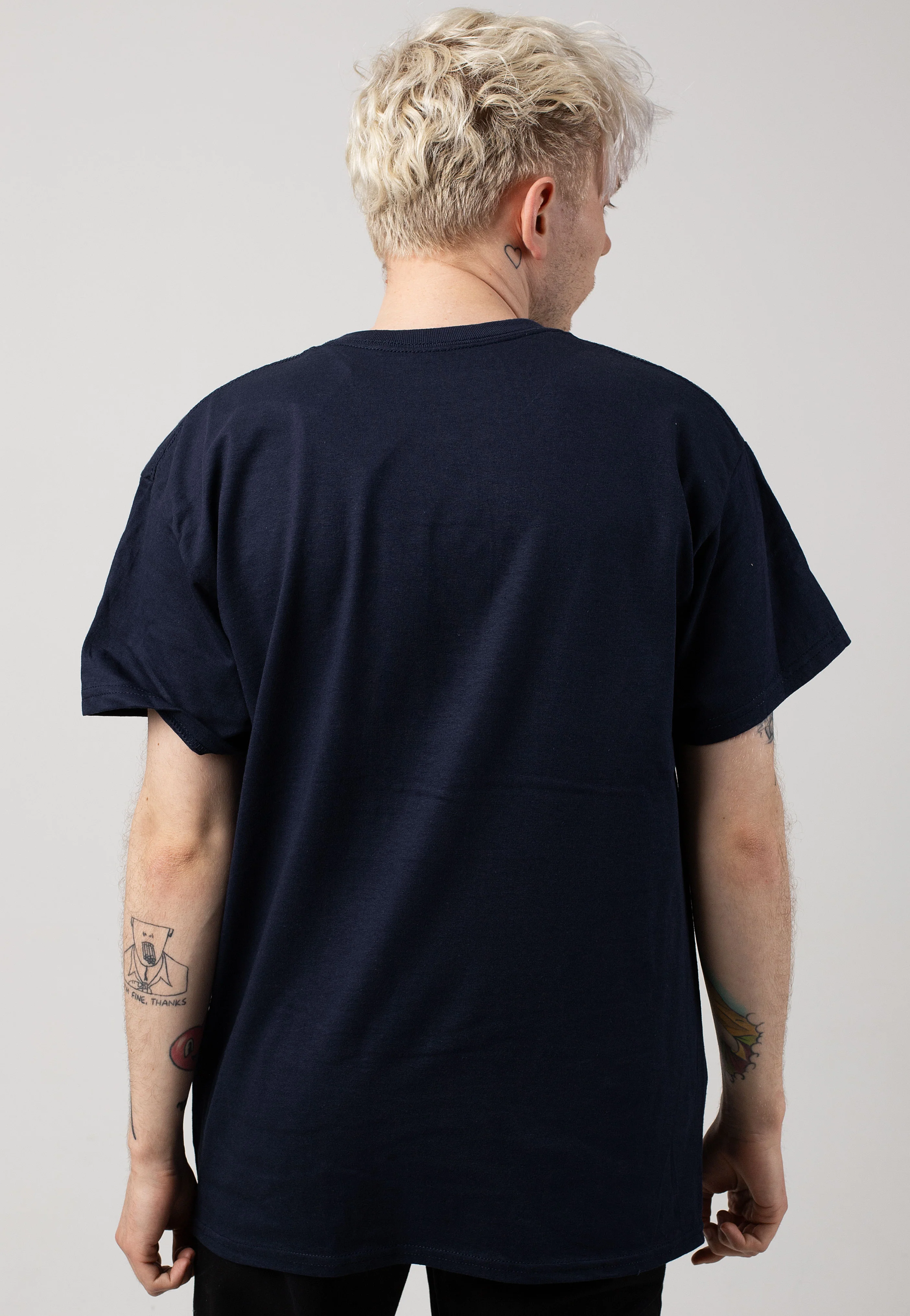 America Lives On - T-Shirt - Image 4
