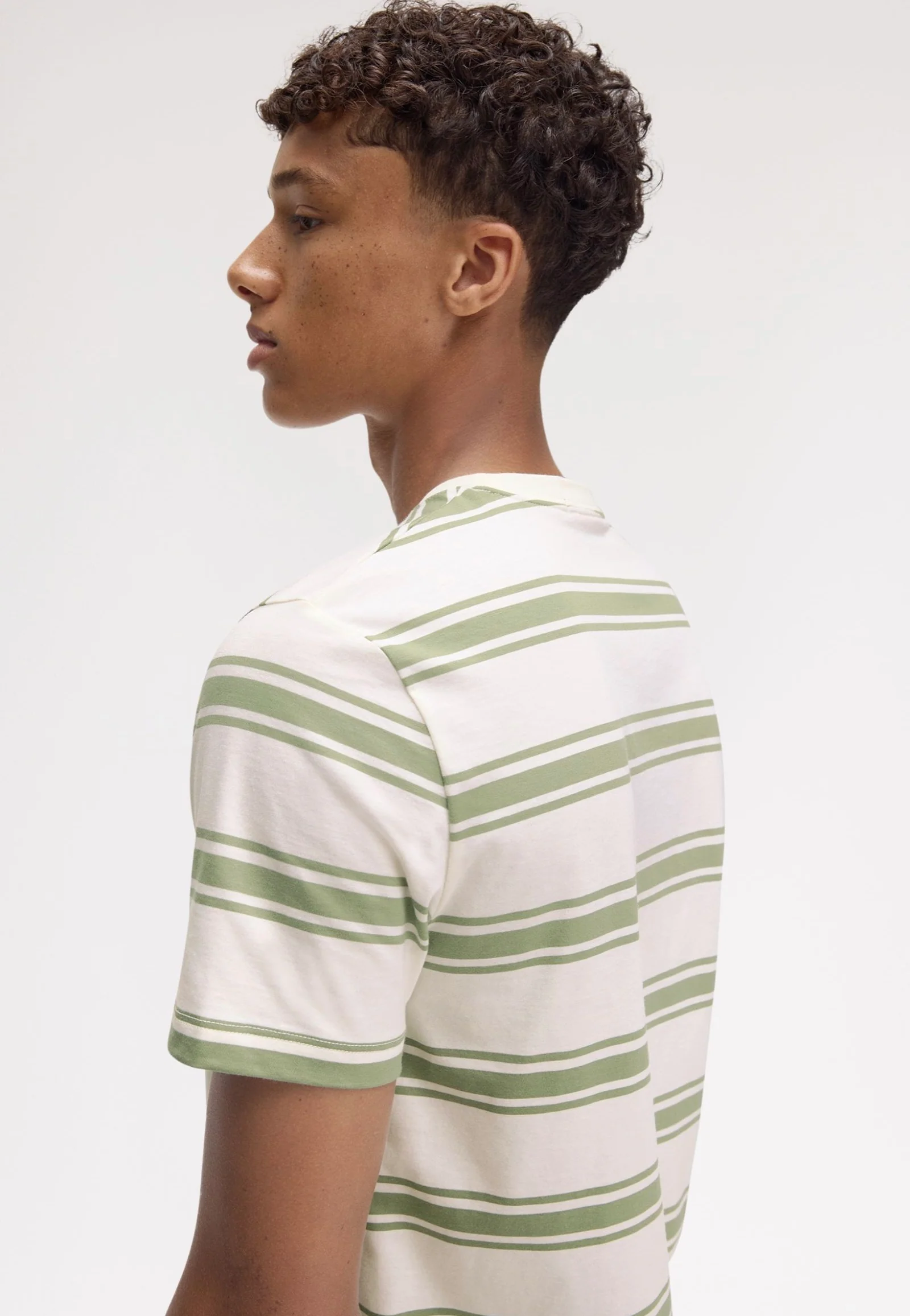Fine Stripe Light Ecru - T-Shirt - Image 3