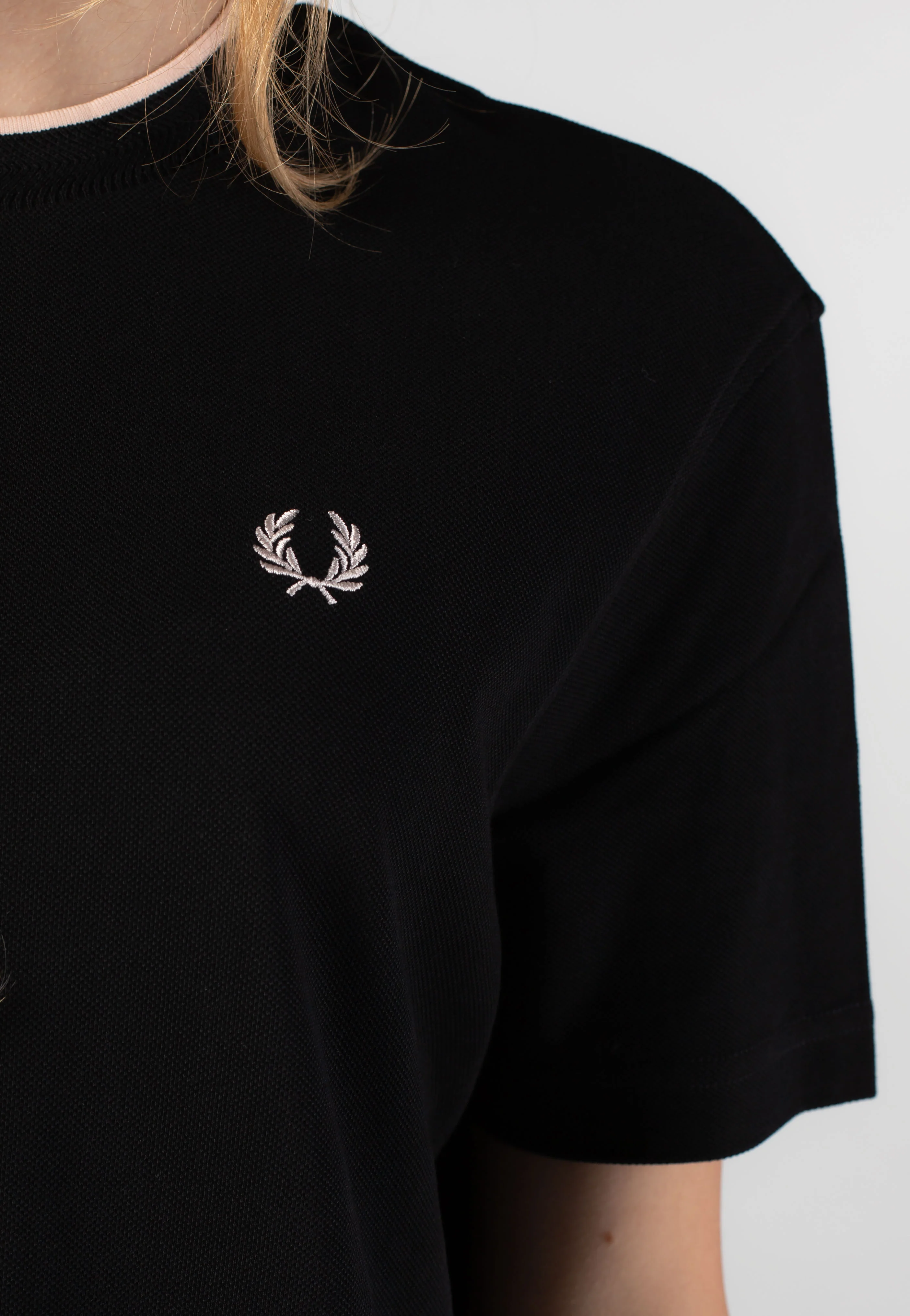 Tipped Pique T-Shirt Black - Dress - Image 4