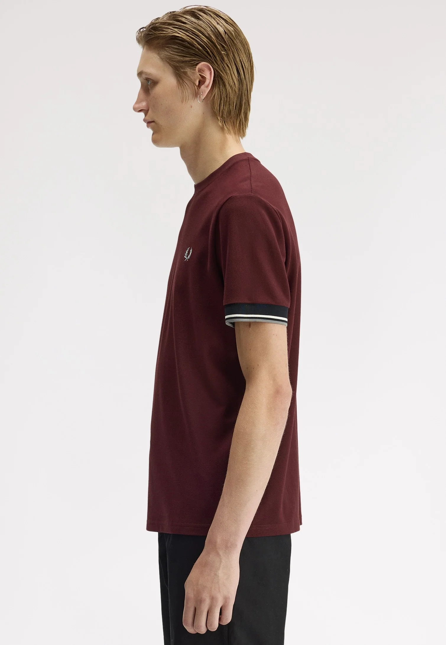 Twin Tipped Cuff Oxblood - T-Shirt - Image 3