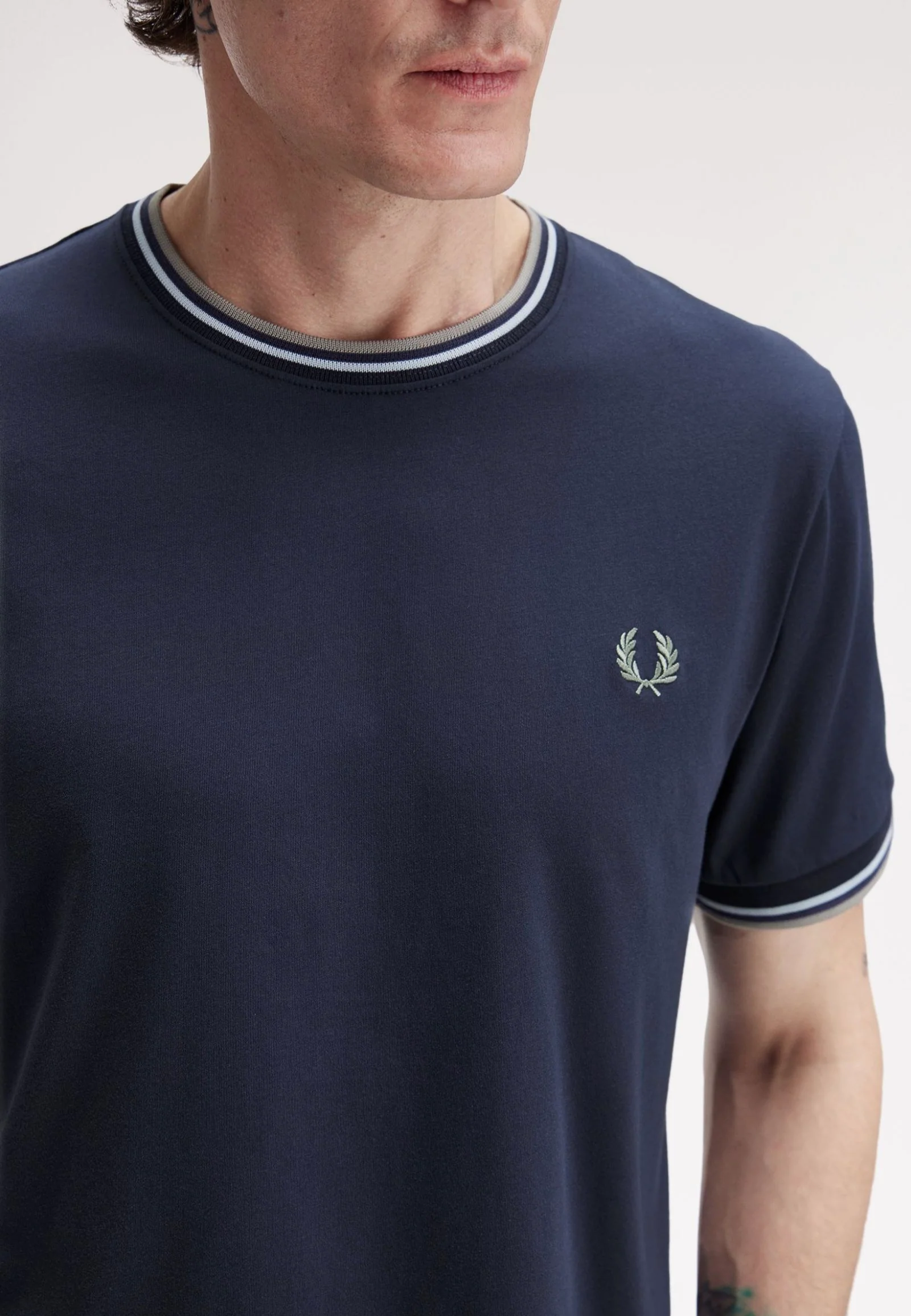 Twin Tipped Dark Airforce/Light Ice/Bayleaf - T-Shirt - Image 2