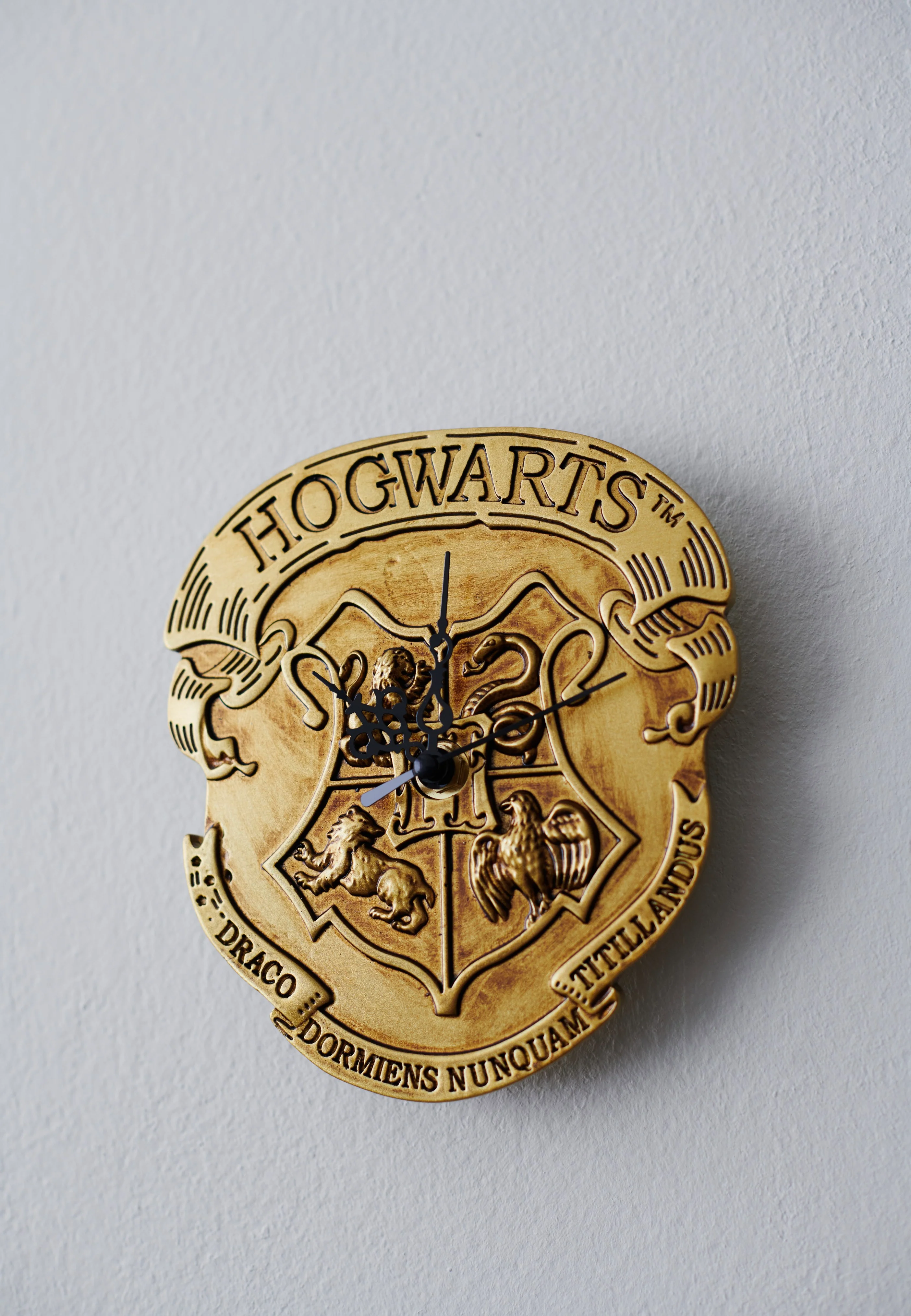 Hogwarts Crest - Clock - Image 3