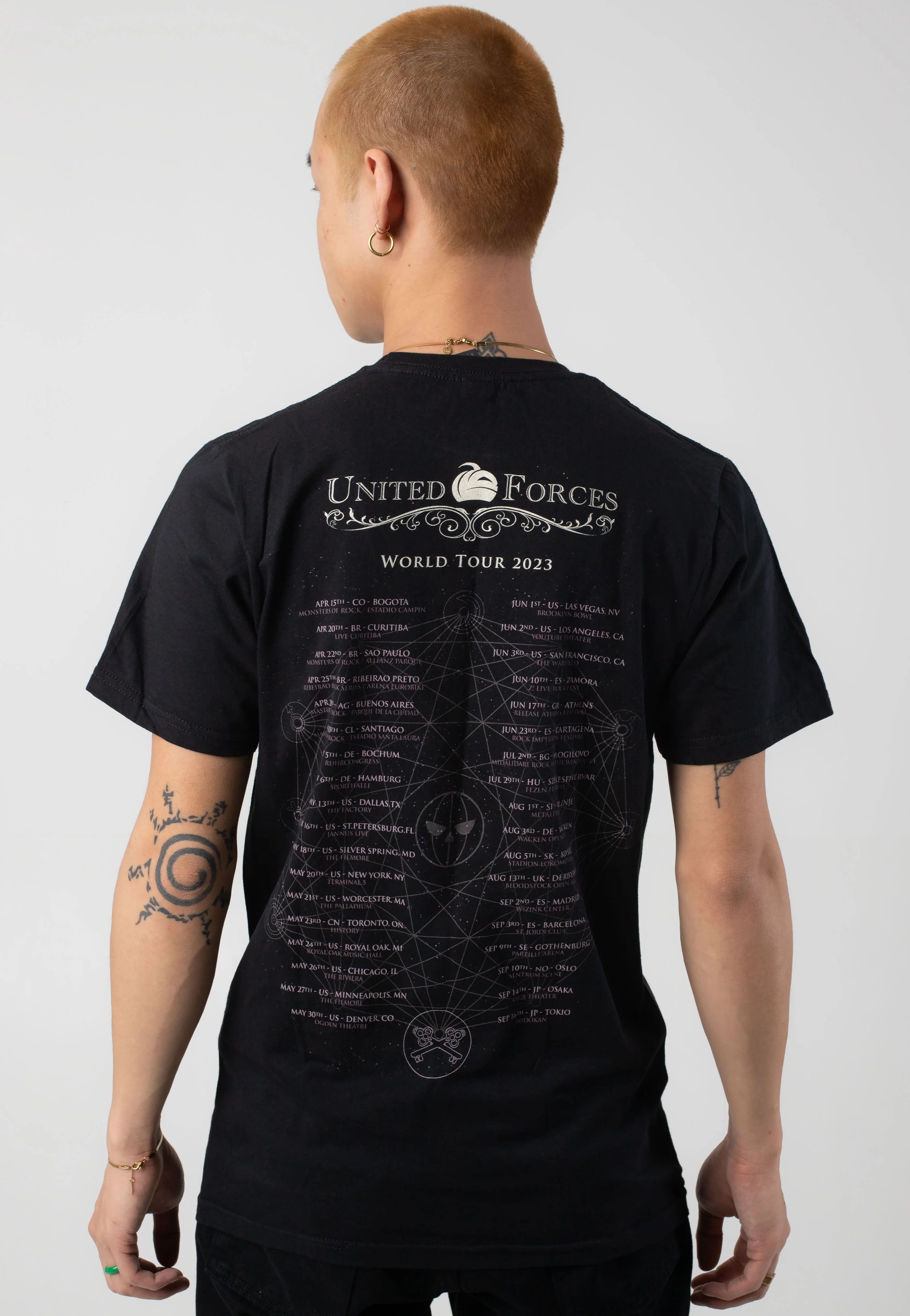 Keeper & Eagle  World Tour 2023 - T-Shirt - Image 4