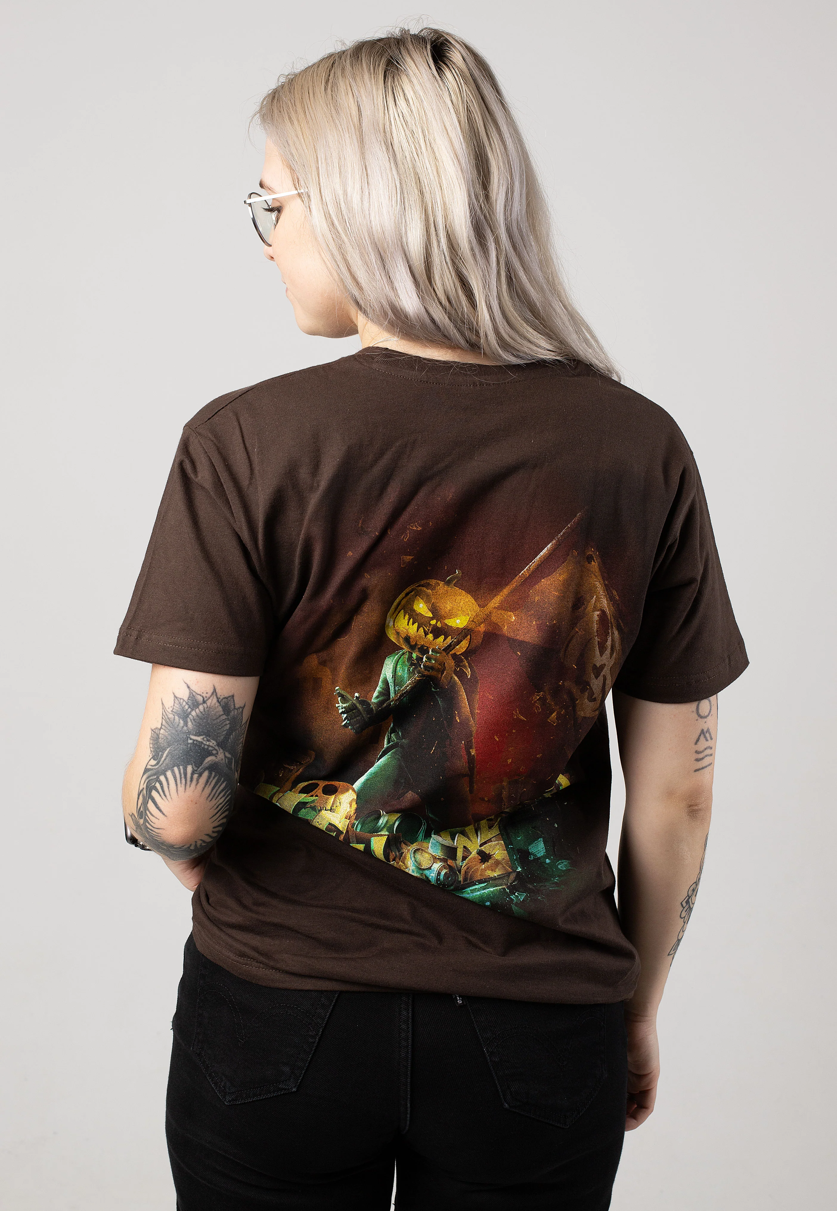 Straight Out Of Hell - T-Shirt - Image 6