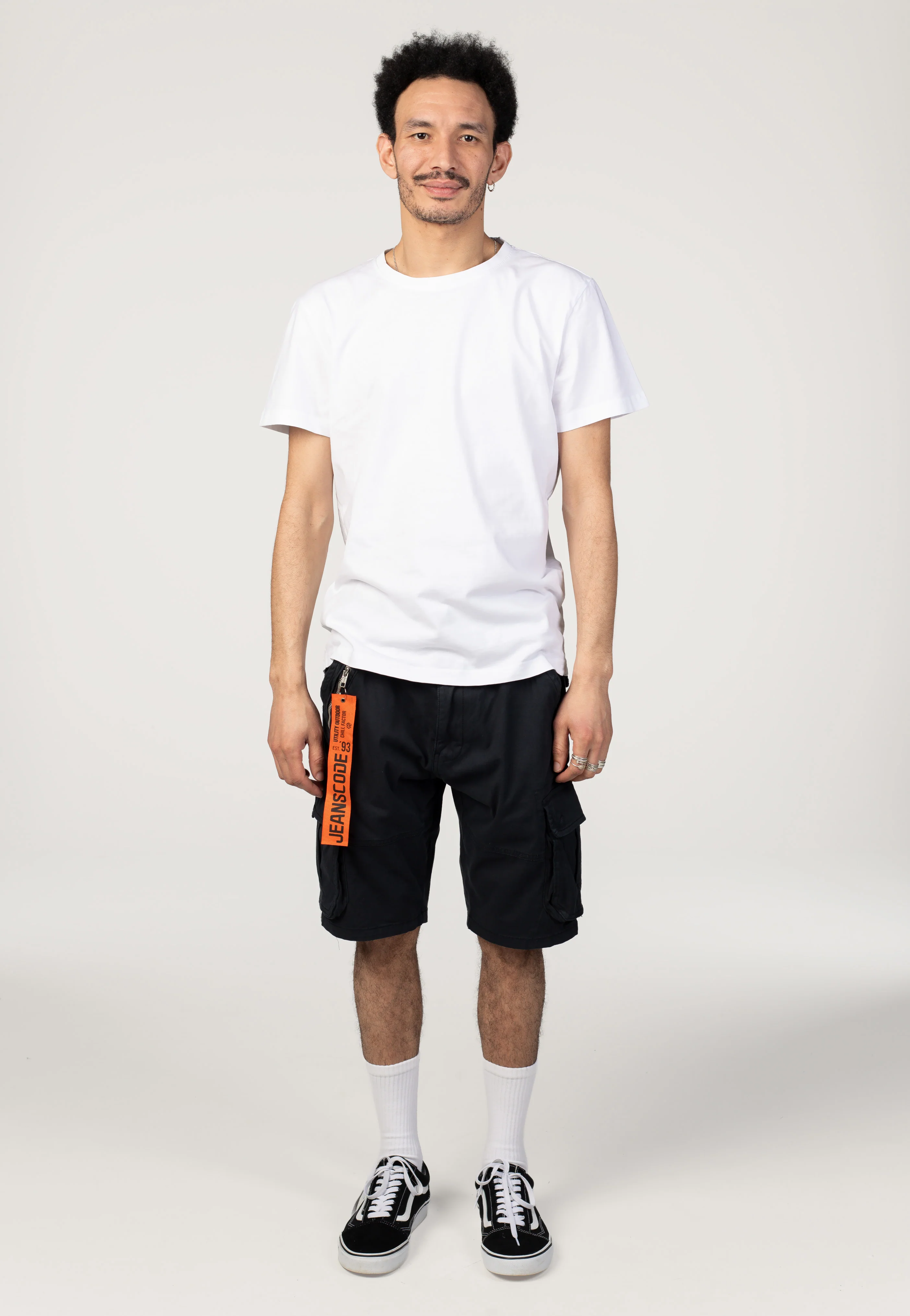 Pearl Black - Shorts - Image 2