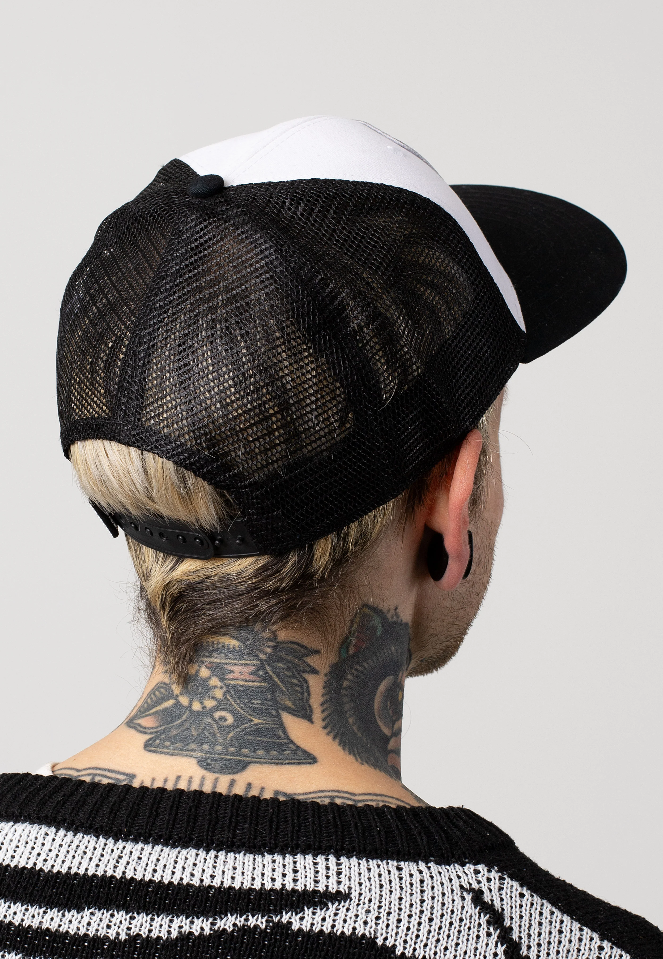 Stonefinger Black White - Cap - Image 6