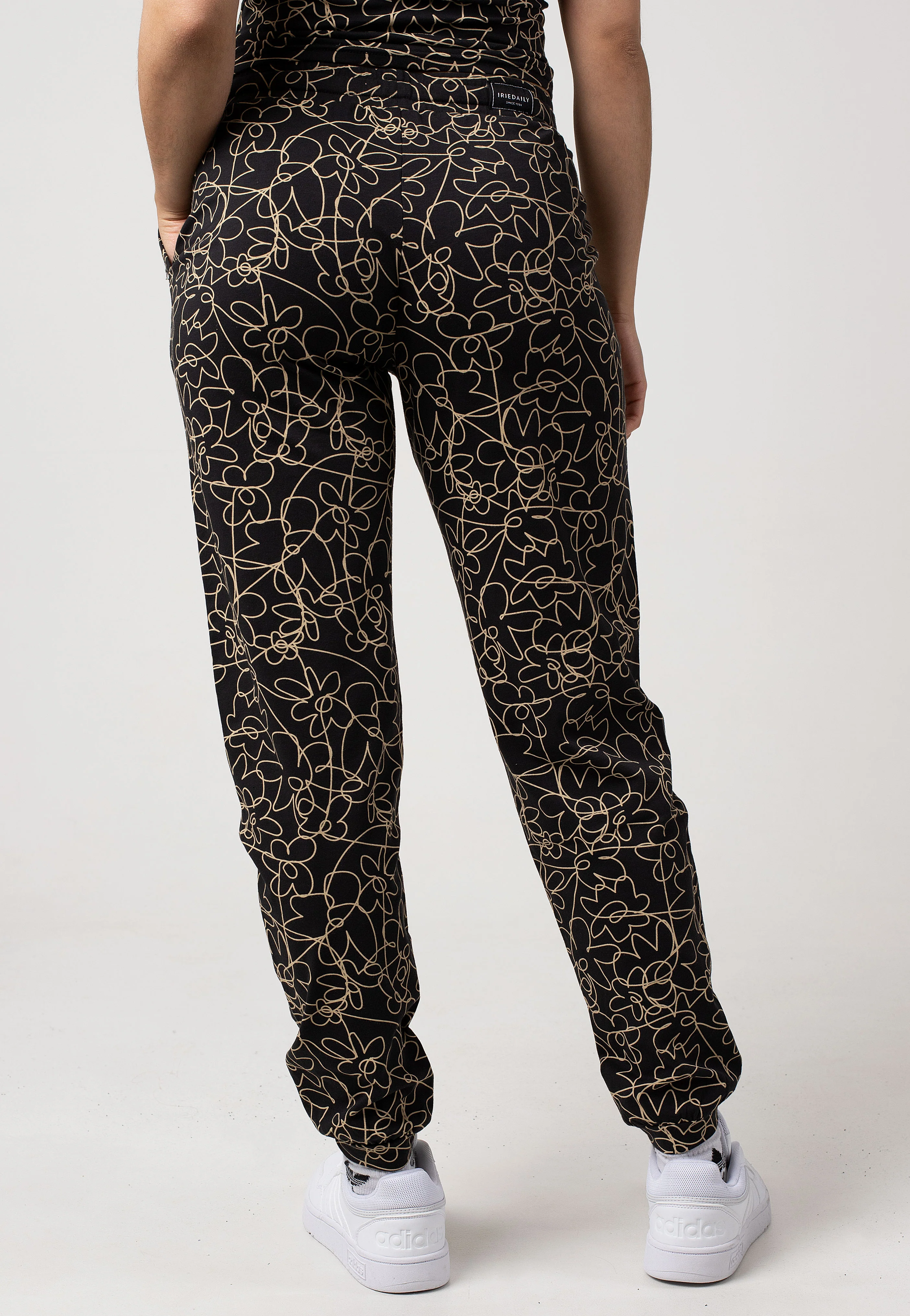 Suni Organic Black - Sweat Pants - Image 3