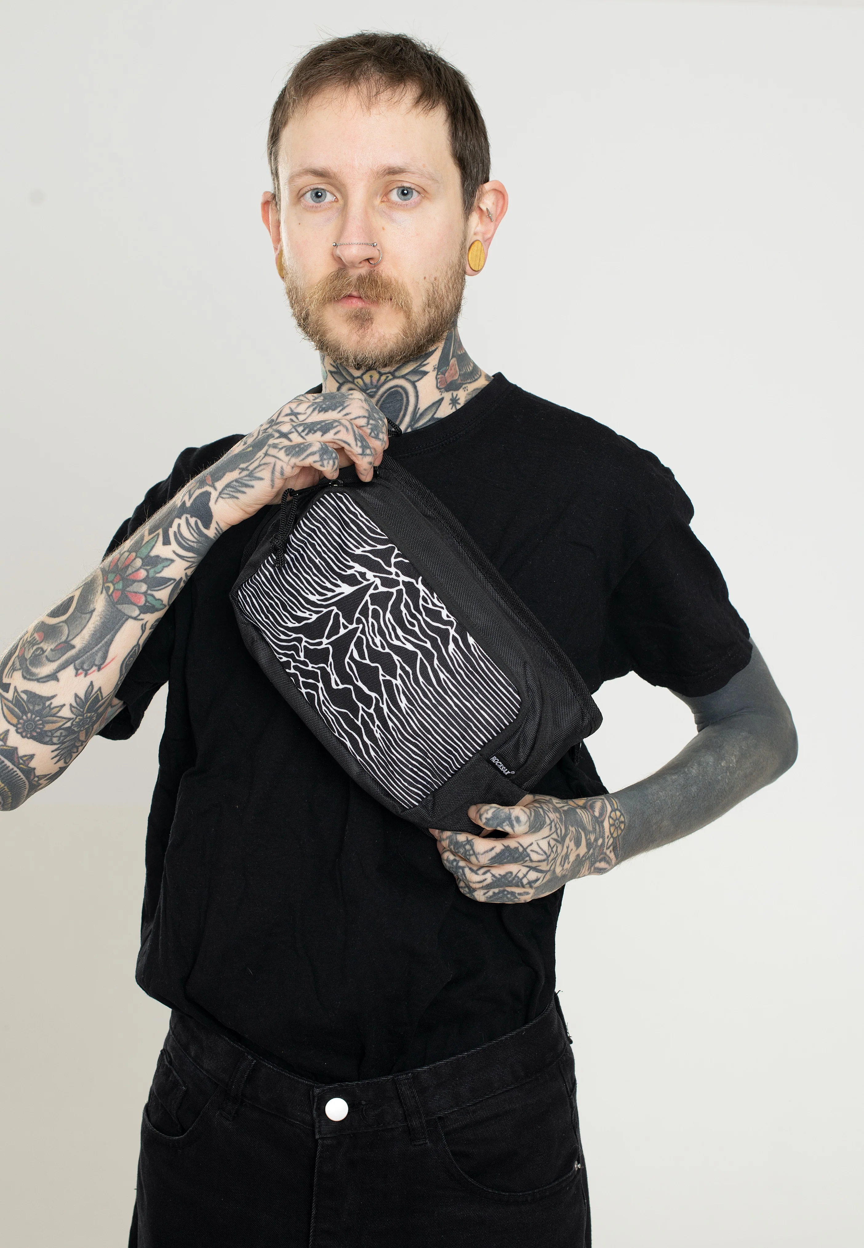Unknown Pleasures  - Hip Bag - Image 5
