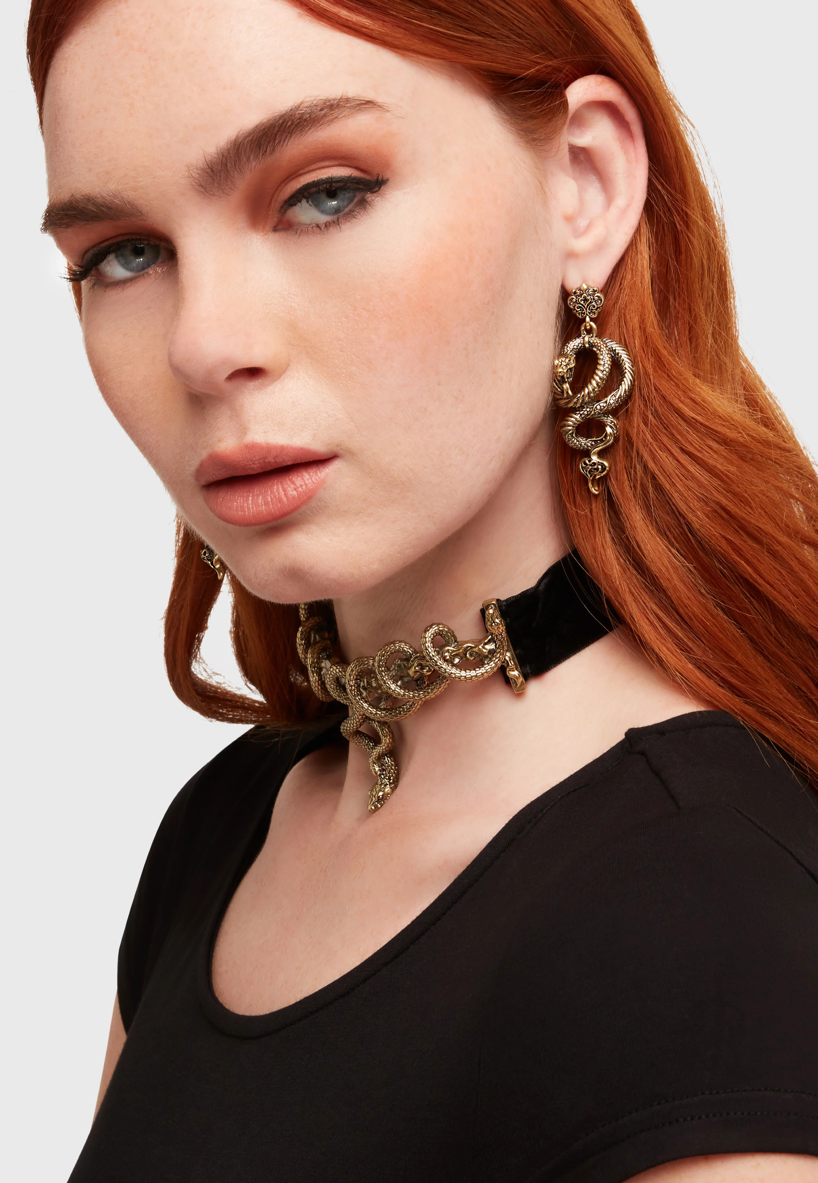 Deadly Coil Gold - Choker - Image 3
