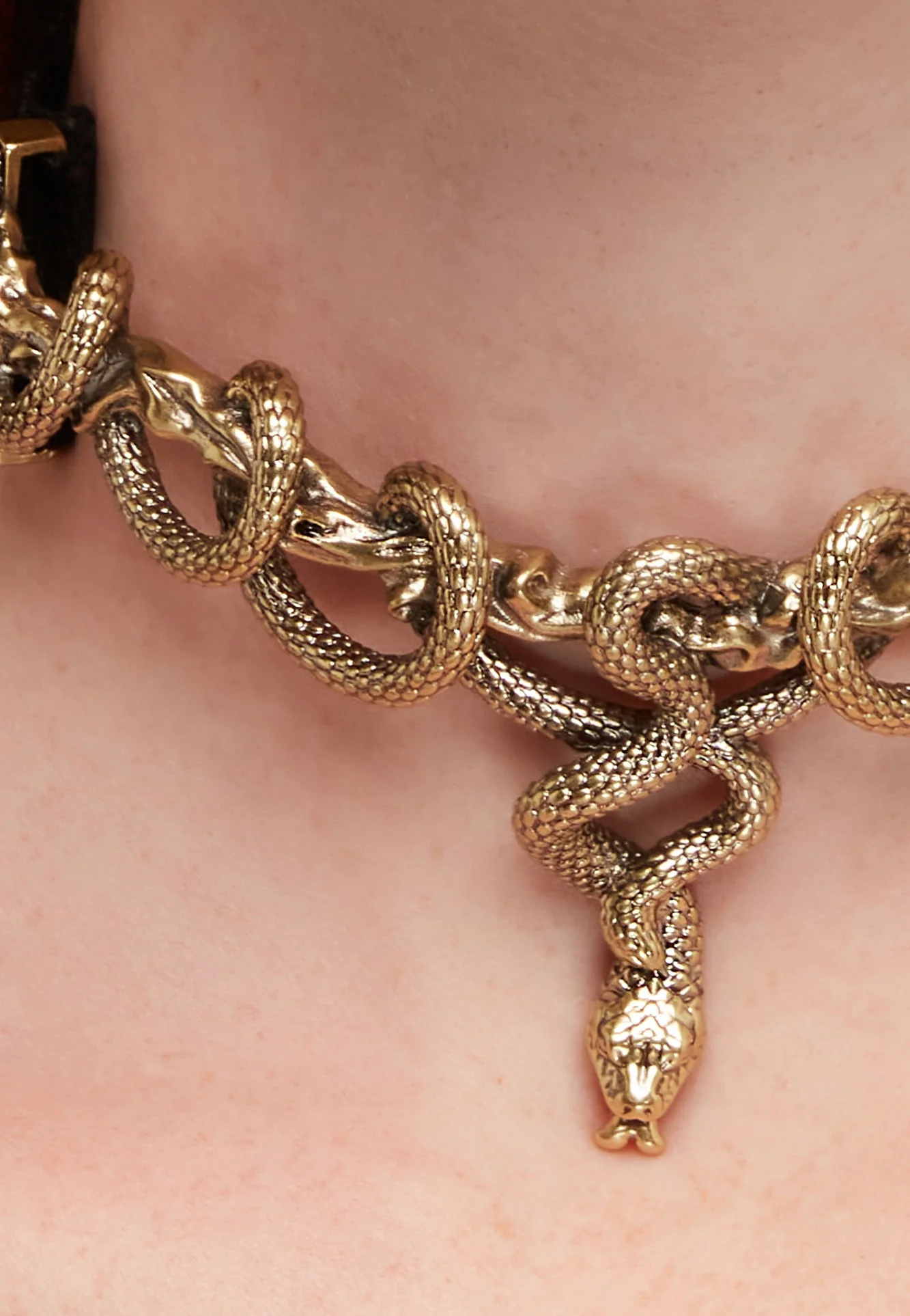 Deadly Coil Gold - Choker - Image 4
