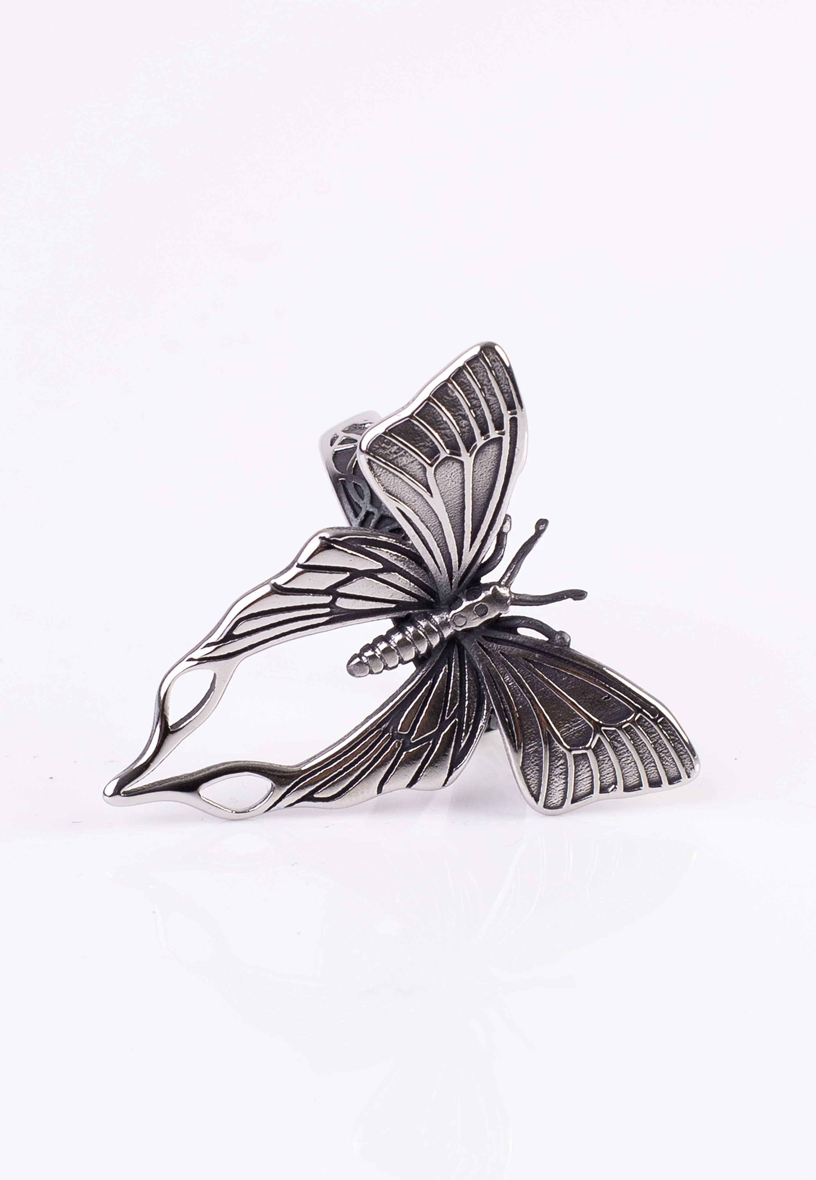 Whispering Wings Silver - Ring - Image 2