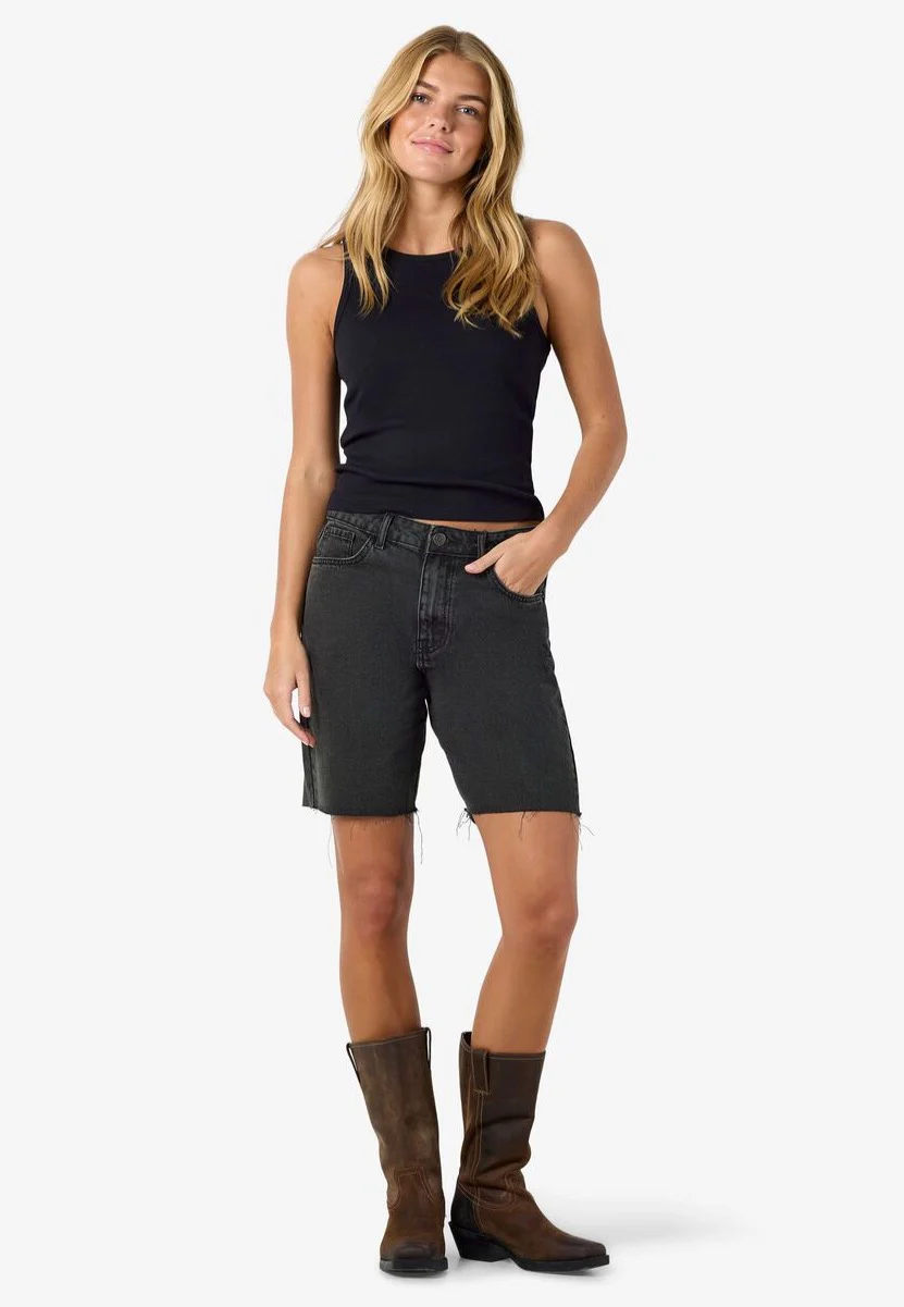Holla Black Denim - Shorts - Image 3