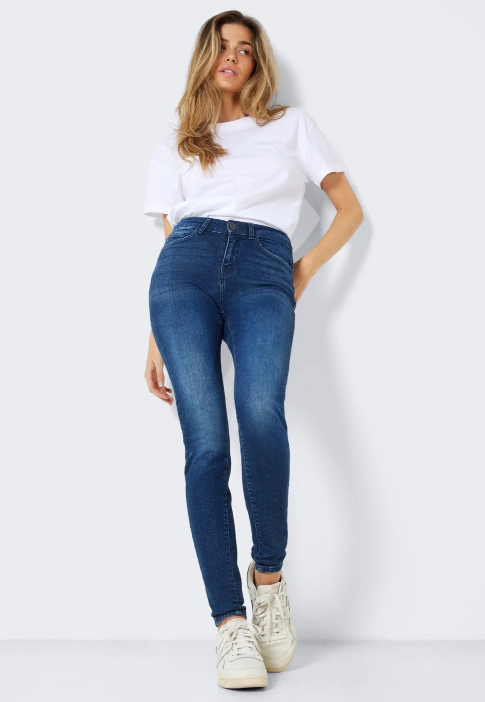 Lucy Skinny Dark Blue Denim - Jeans - Image 2