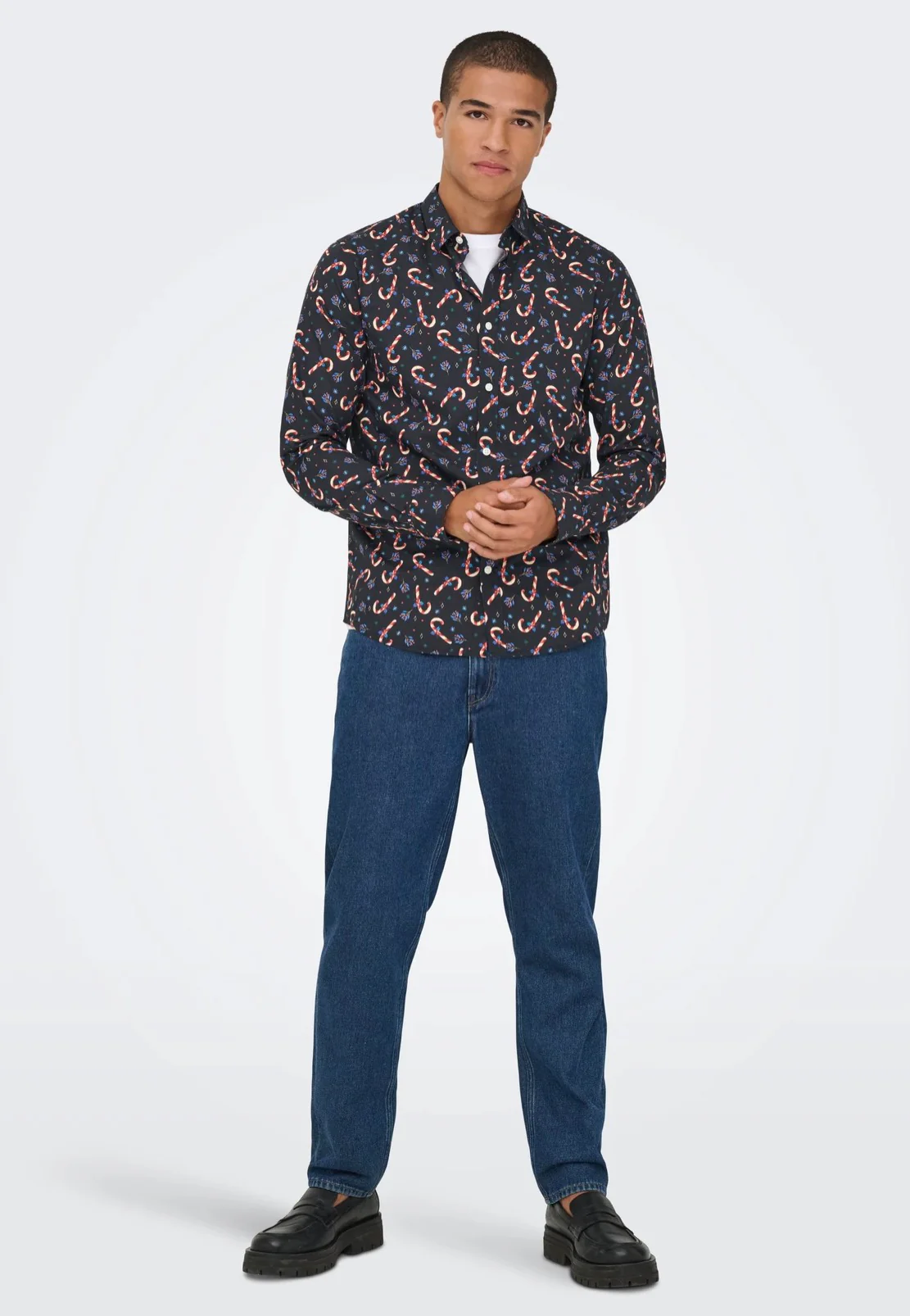 Elf Xmas AOP Slim Poplin Black - Shirt - Image 2
