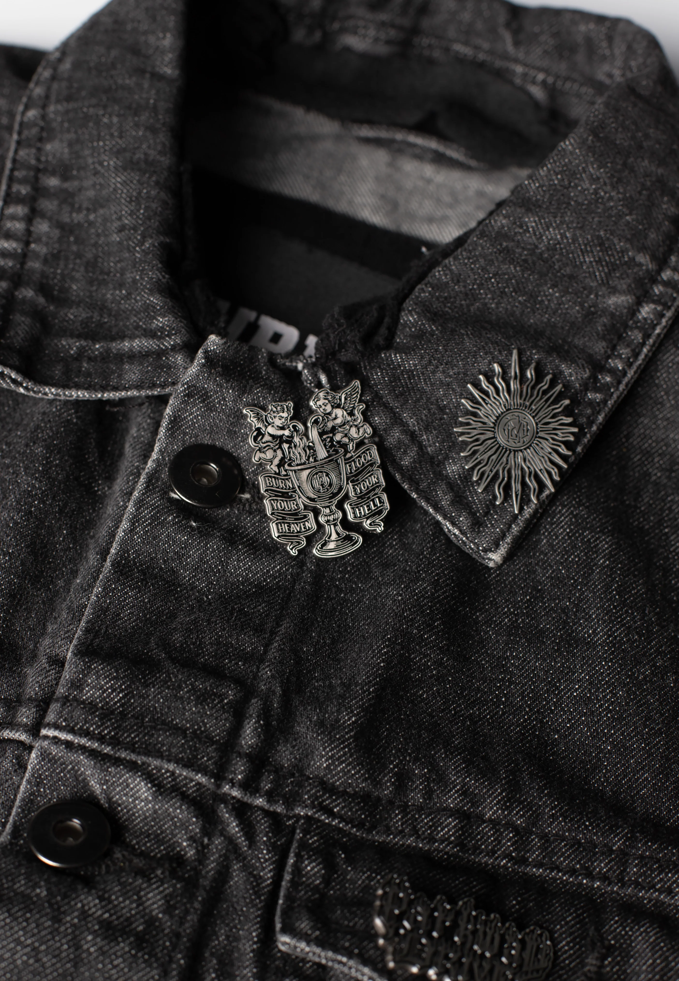 Pin - Set - Image 2
