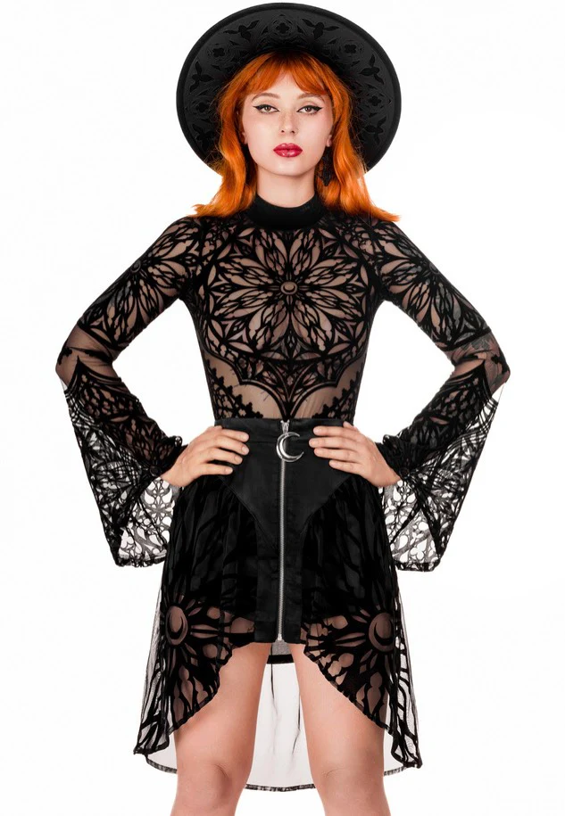 Rosarium With A Gothic Rosette - Body - Image 10