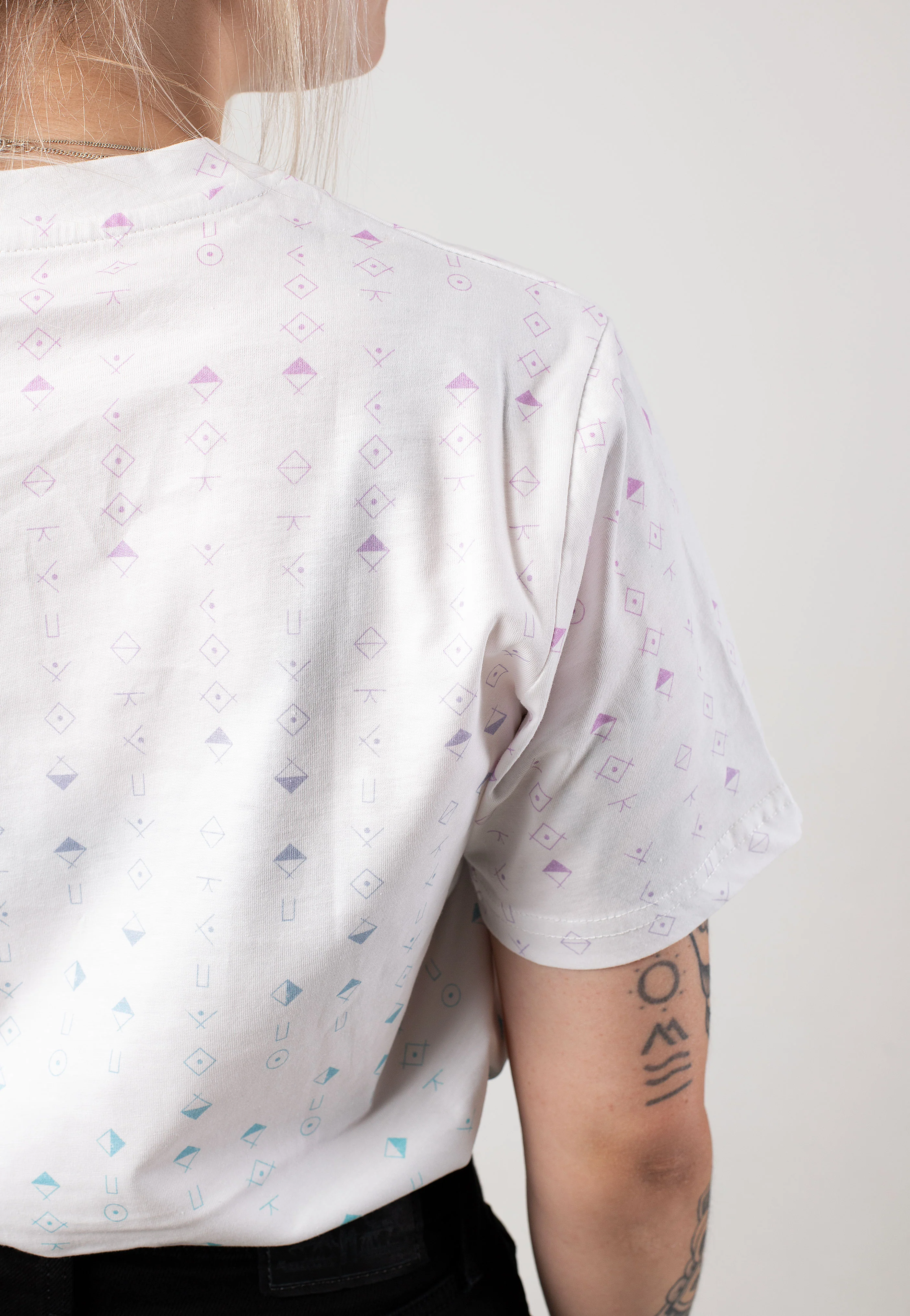 Alphabet White - T-Shirt - Image 10