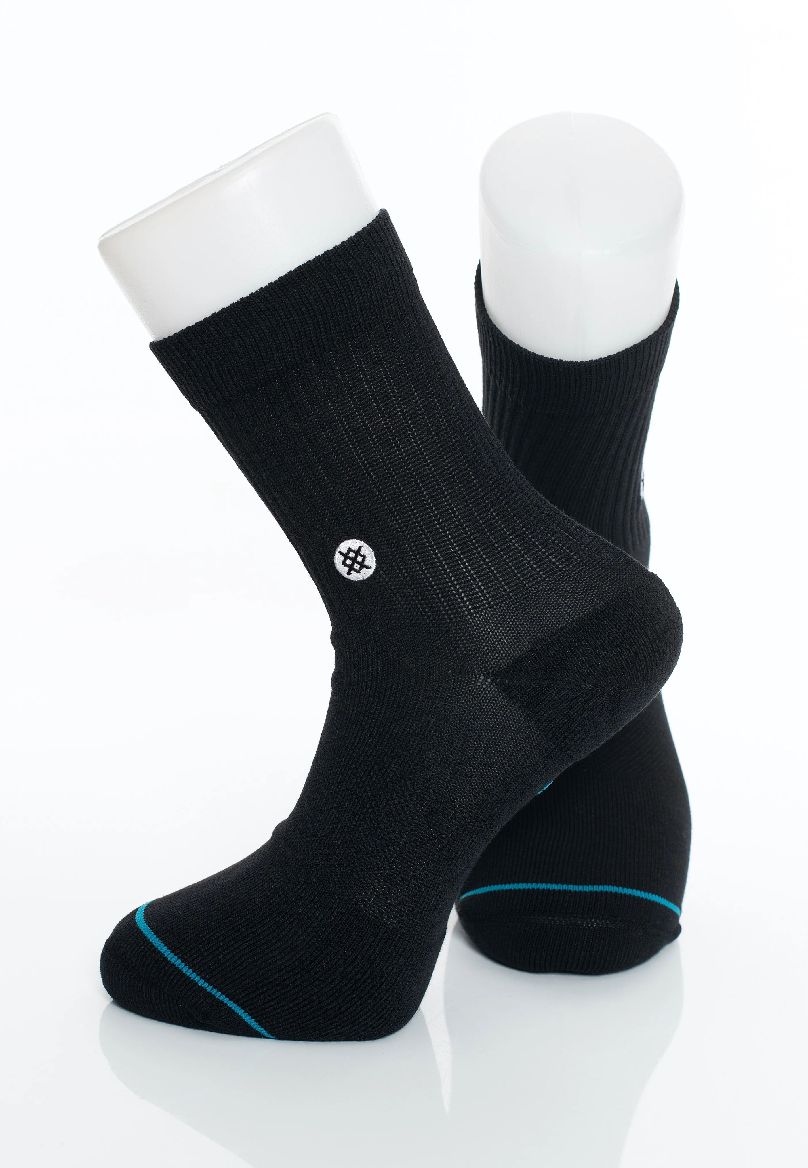 Icon Quarter Pack Of 3 Black - Socks - Image 2