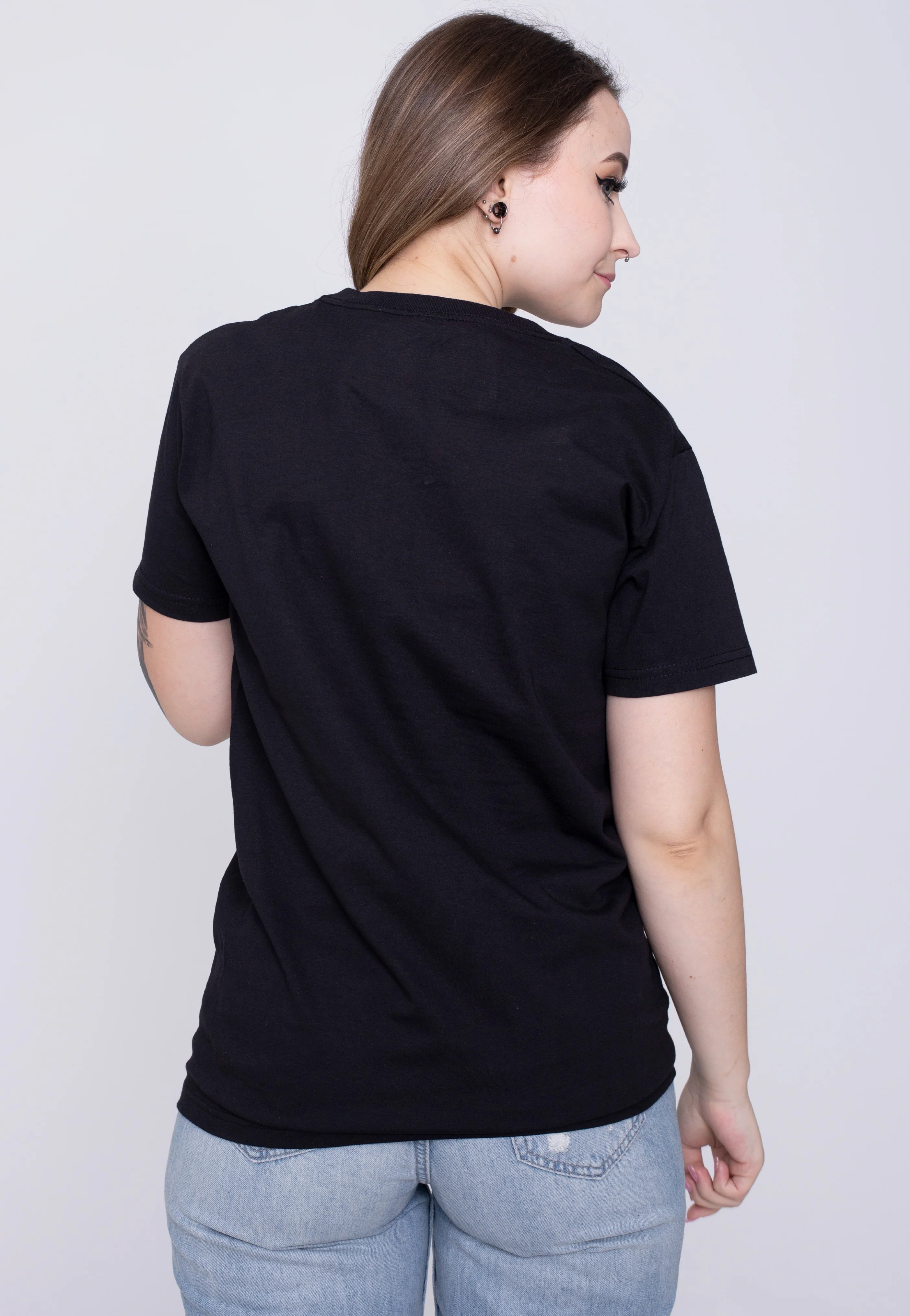 Pride Rock Badge - T-Shirt - Image 6