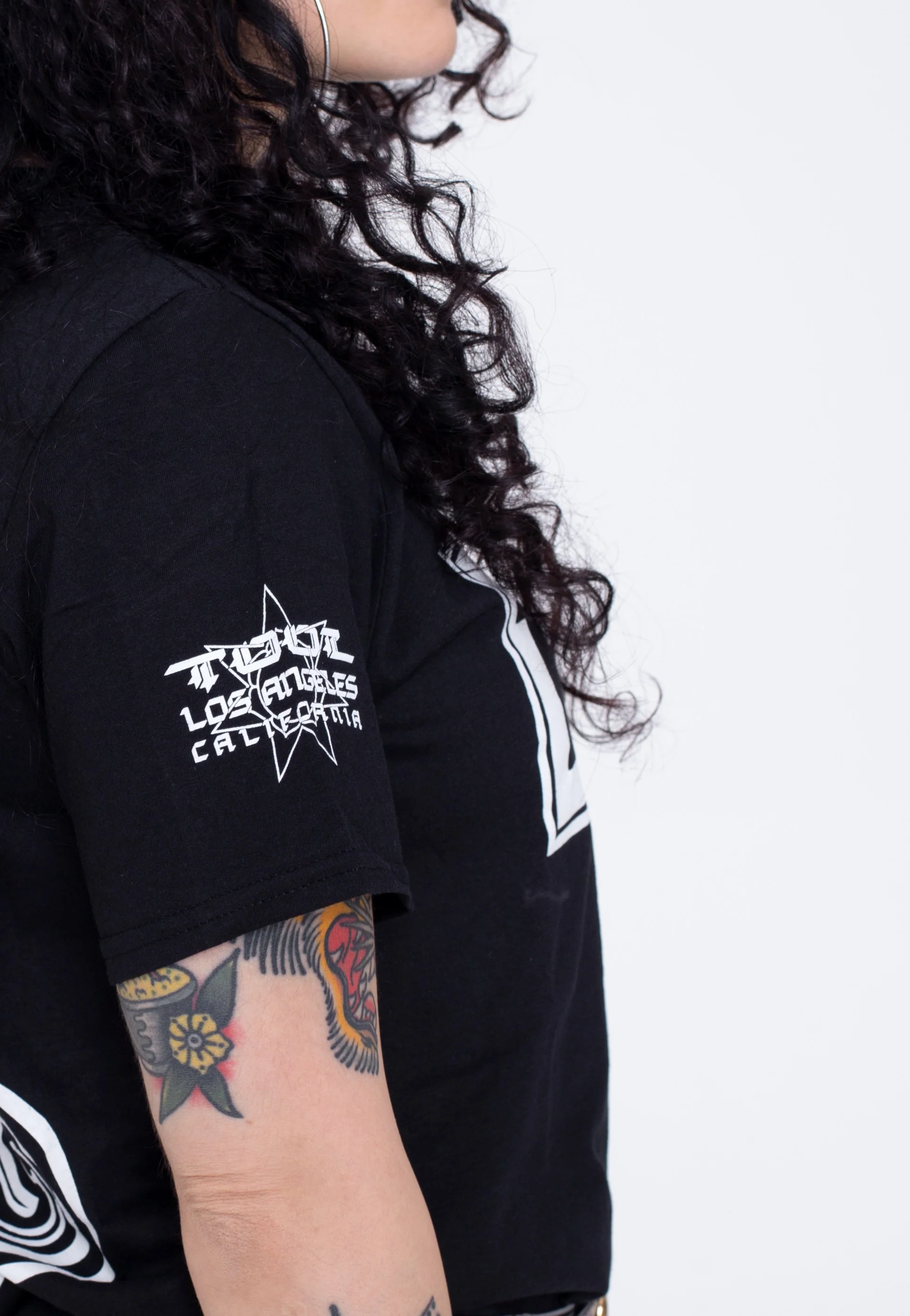 Wirebox - T-Shirt - Image 8