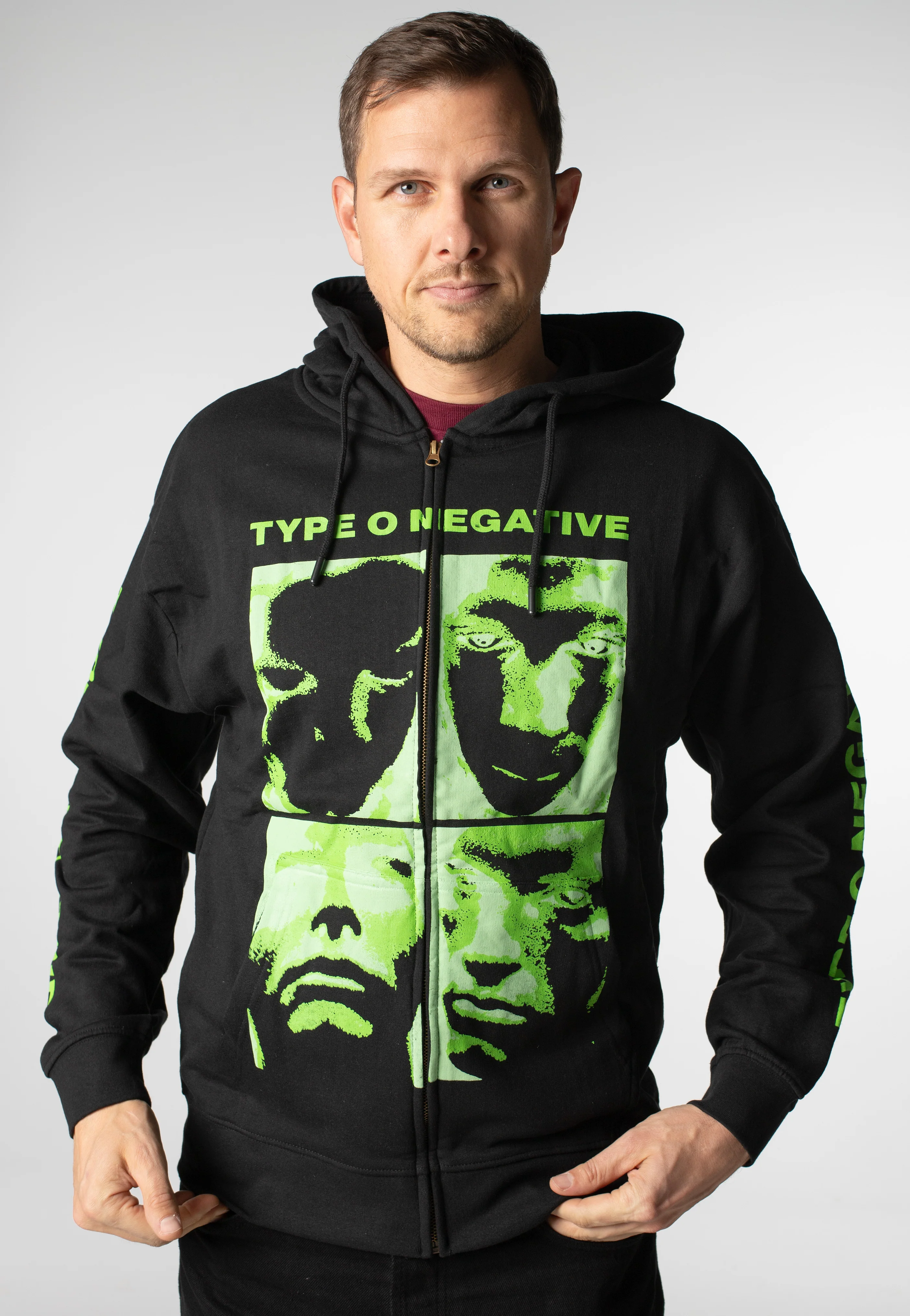 Faces - Zipper - Image 3