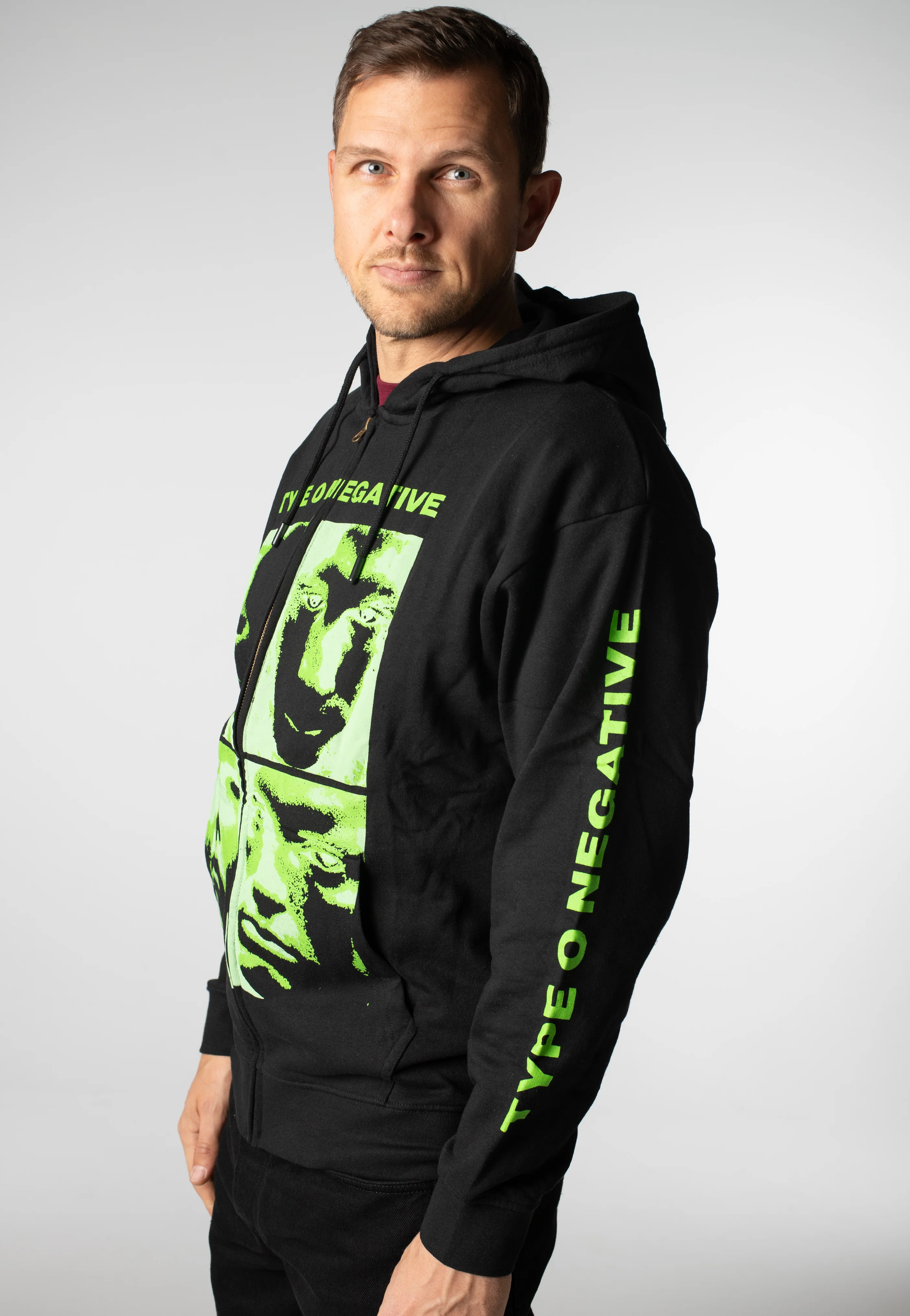 Faces - Zipper - Image 5