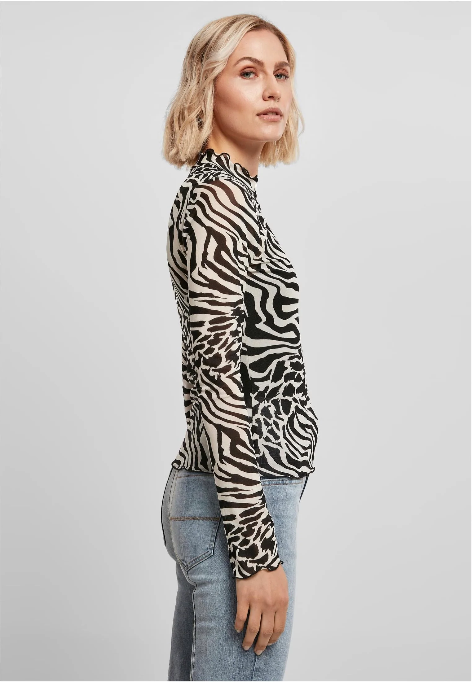 AOP Mesh Turtleneck Black/White - Longsleeve - Image 8