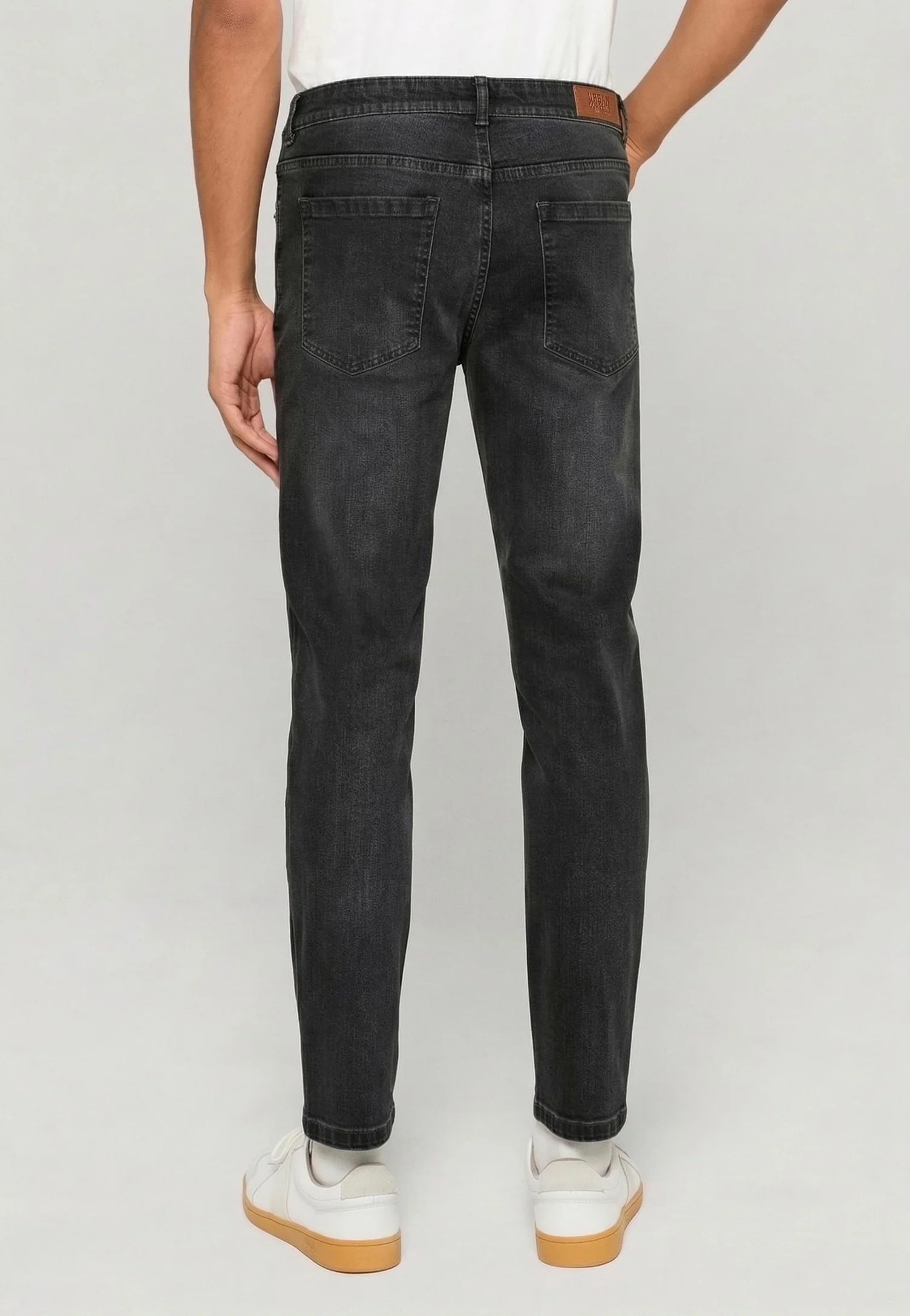 Basic Slim Black Washed - Jeans - Image 2