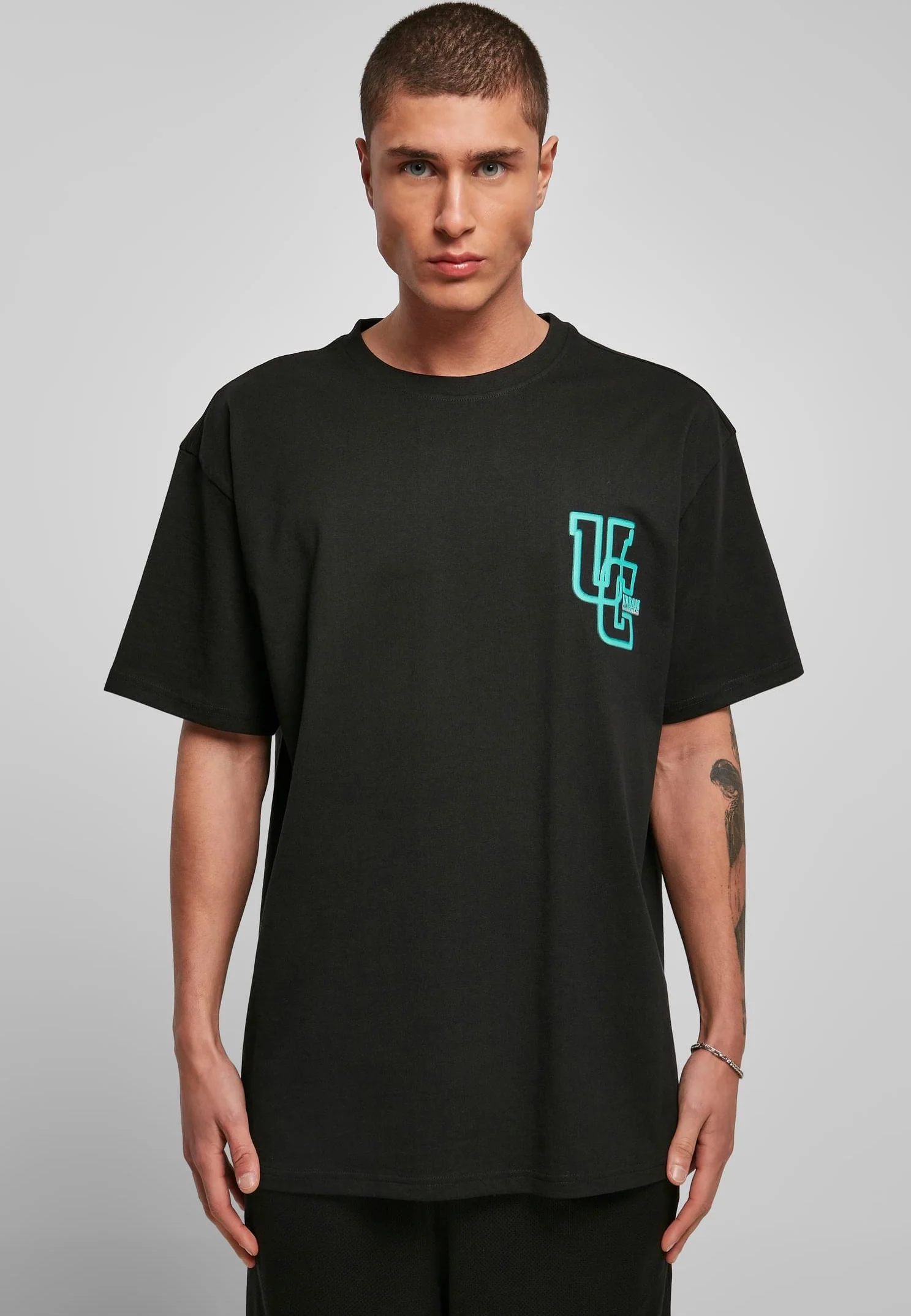 Glow Logo Black - T-Shirt - Image 4