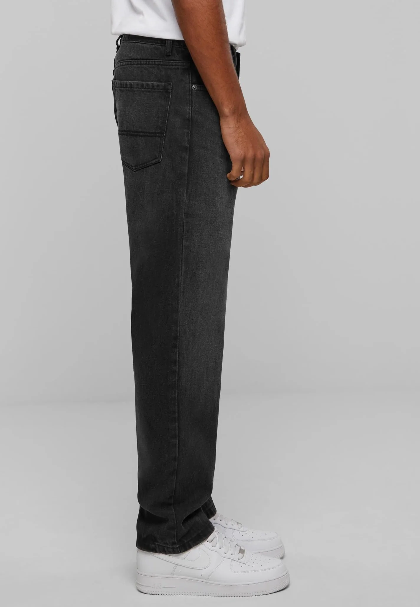 Heavy Ounce Straight Fit Black Washed - Jeans - Image 4