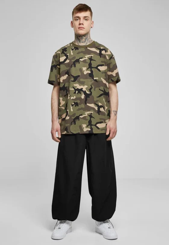 Heavy Oversized Woodcamo - T-Shirt - Image 2