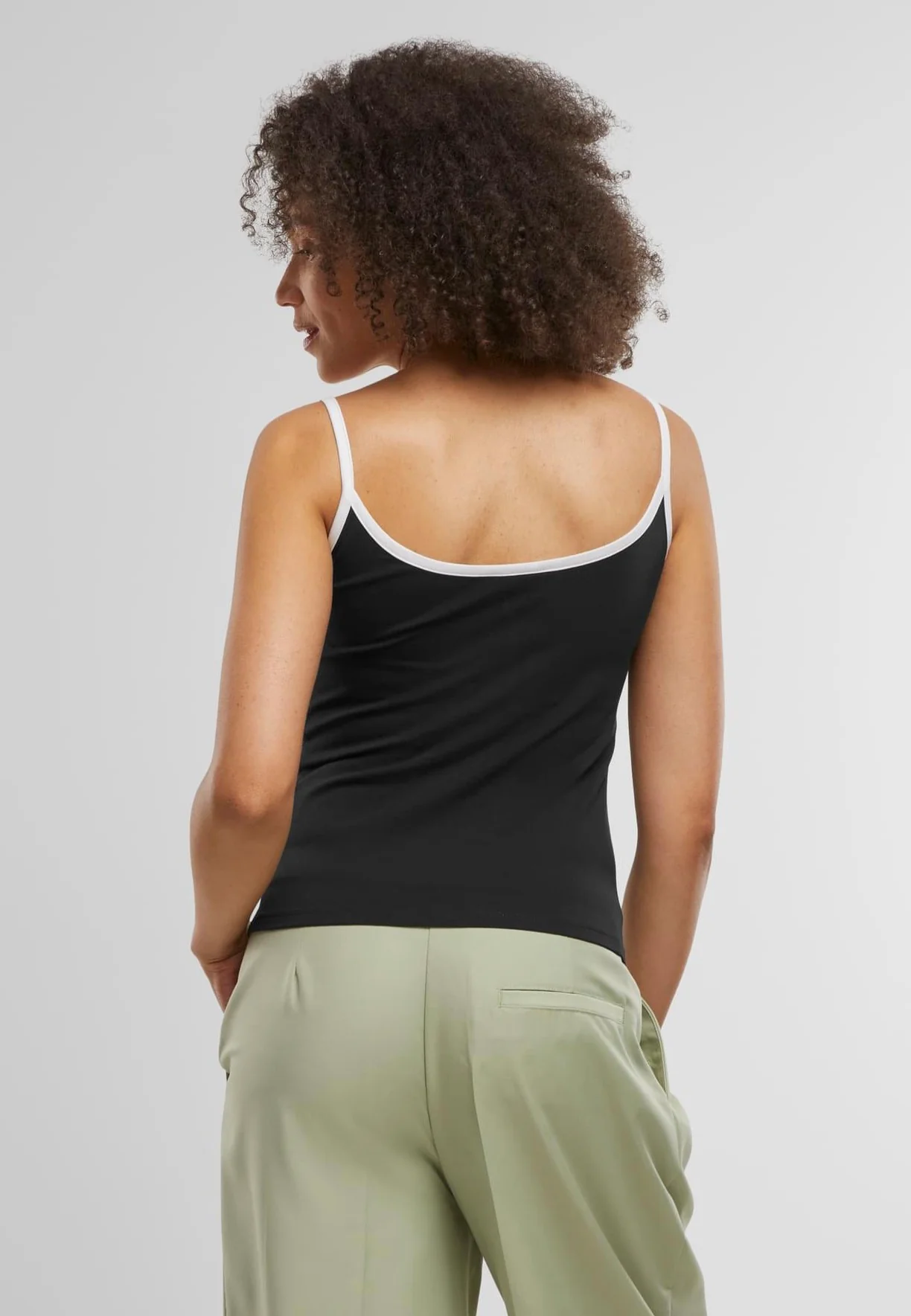 Ladies Contrast Basic 2-Pack Black/White + White/Black - Top - Image 4