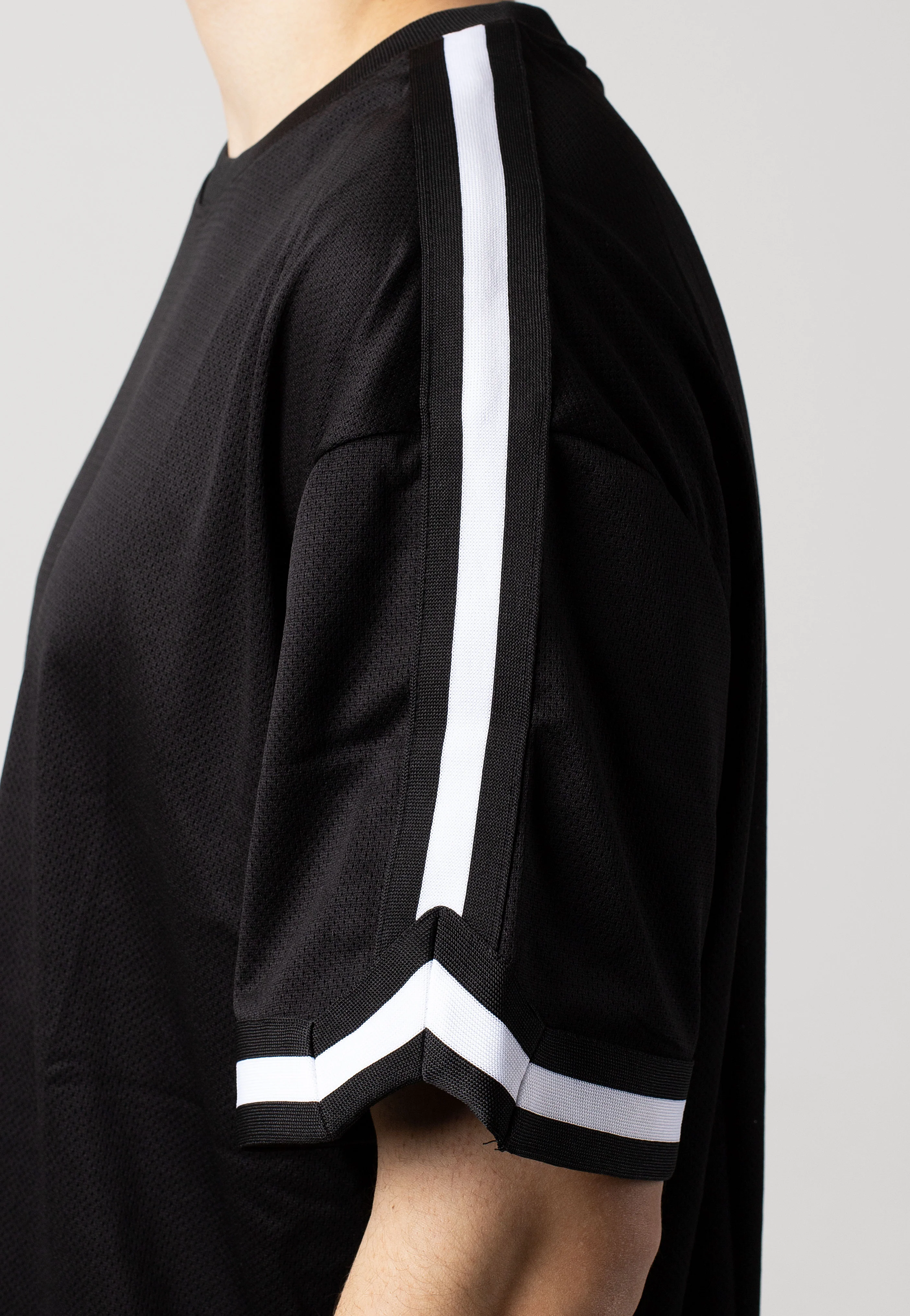 Oversized Stripes Mesh Black - T-Shirt - Image 2