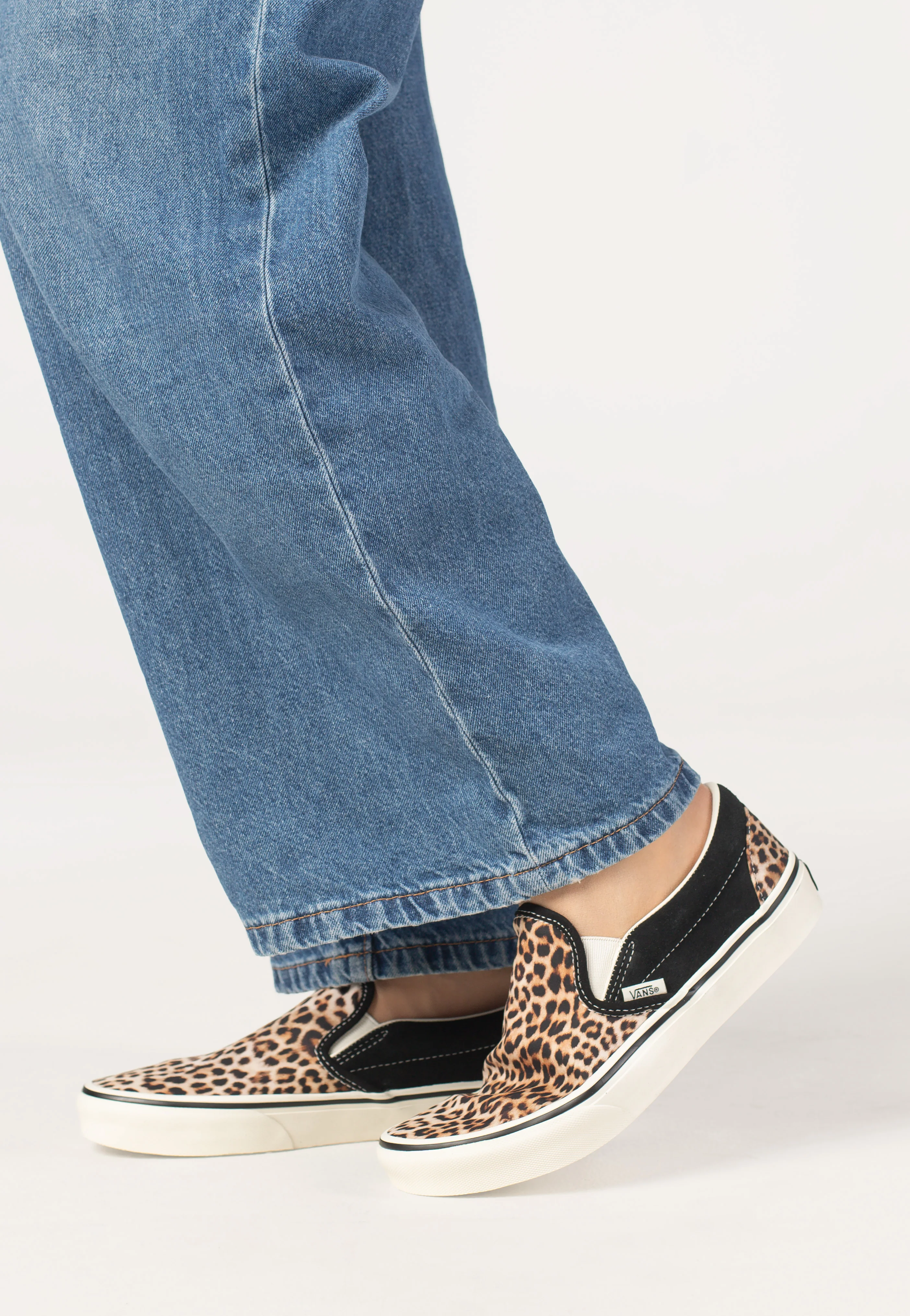 Classic Slip-On Black/Leopard - Girl Shoes - Image 5