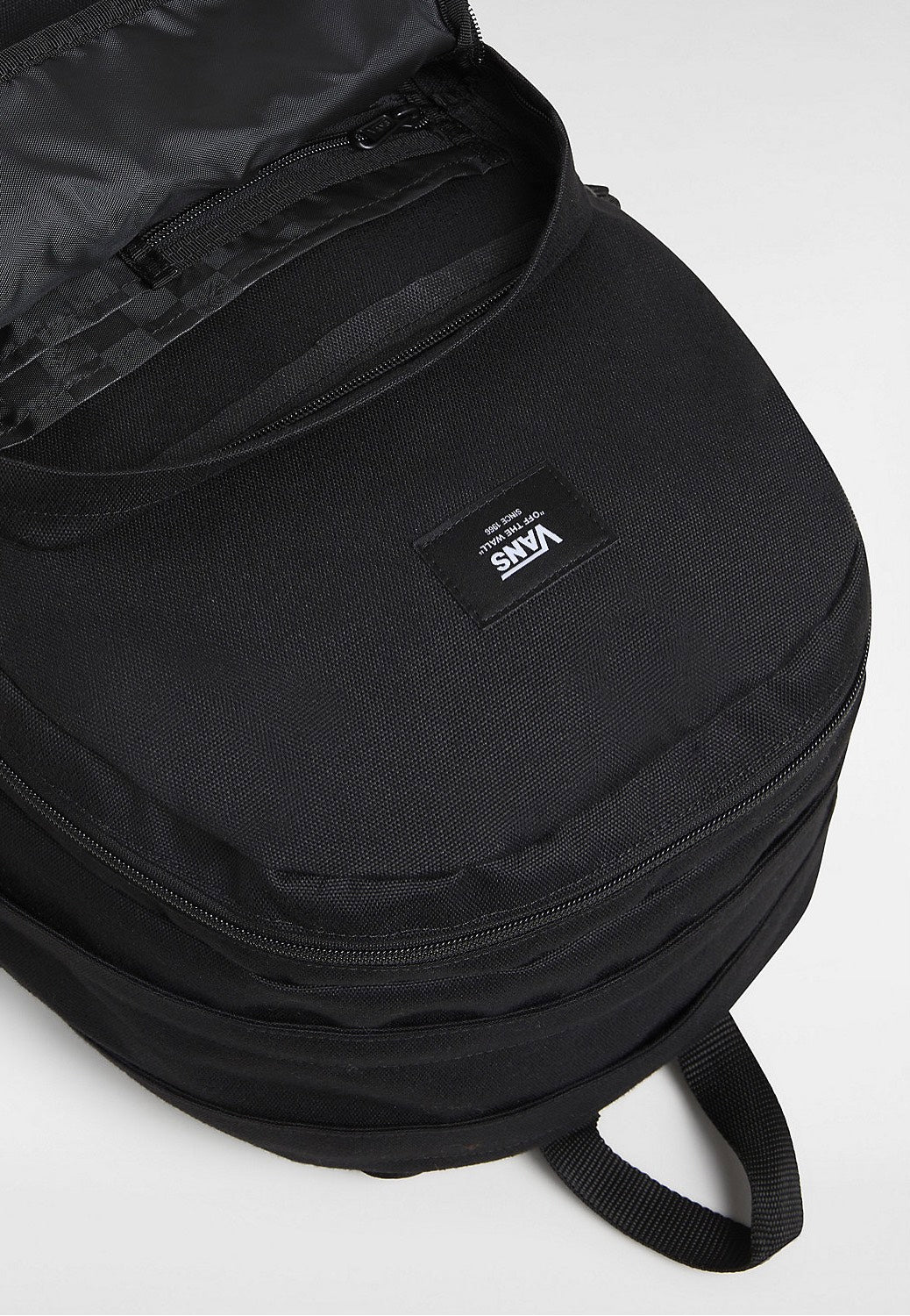Old Skool Trek Black - Backpack - Image 5
