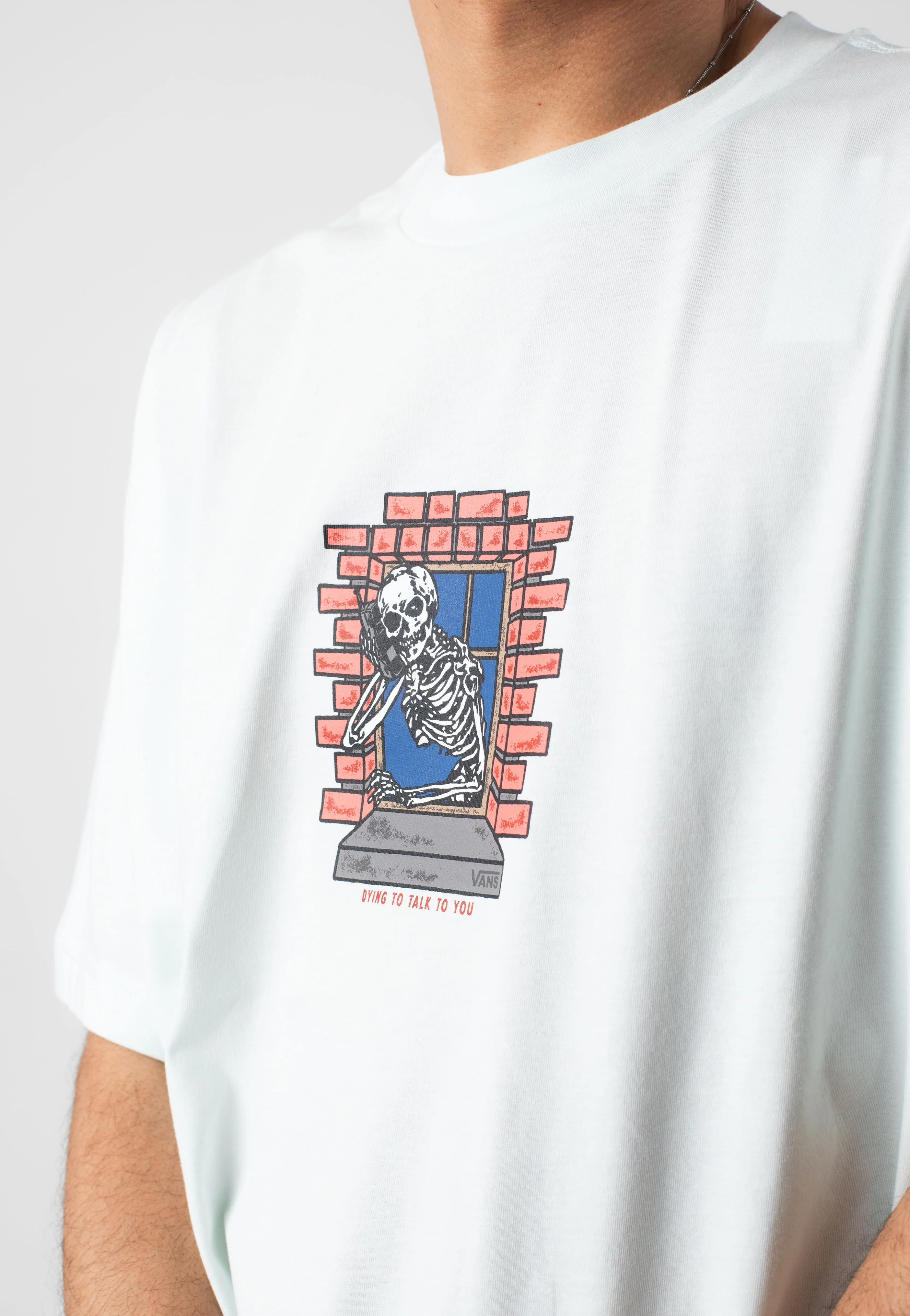 Skull Window Hint Of Mint - T-Shirt - Image 2