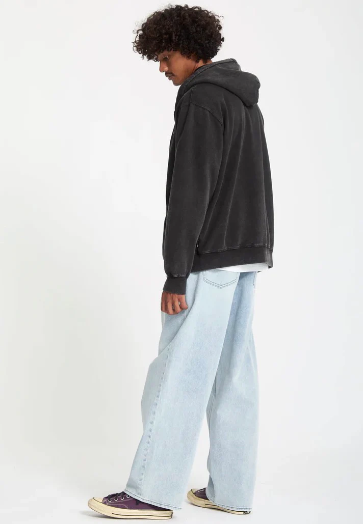 Studder Black - Zipper - Image 3